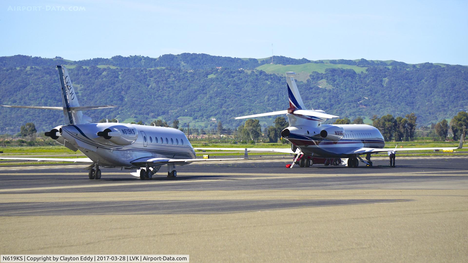 N619KS, 2006 Israel Aircraft Industries Gulfstream 200 C/N 151, Livermore Airport California 2017.