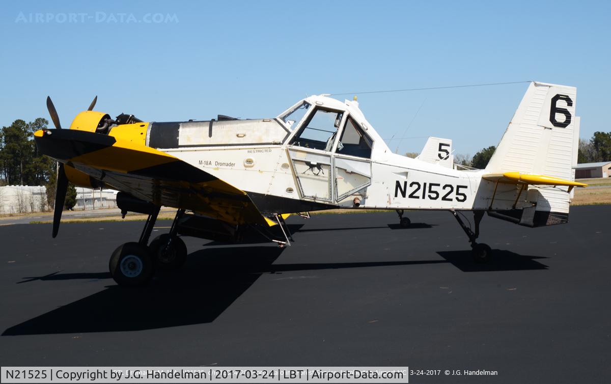 N21525, 1993 PZL-Mielec M-18A C/N 1Z024-20, At Lumberton NC