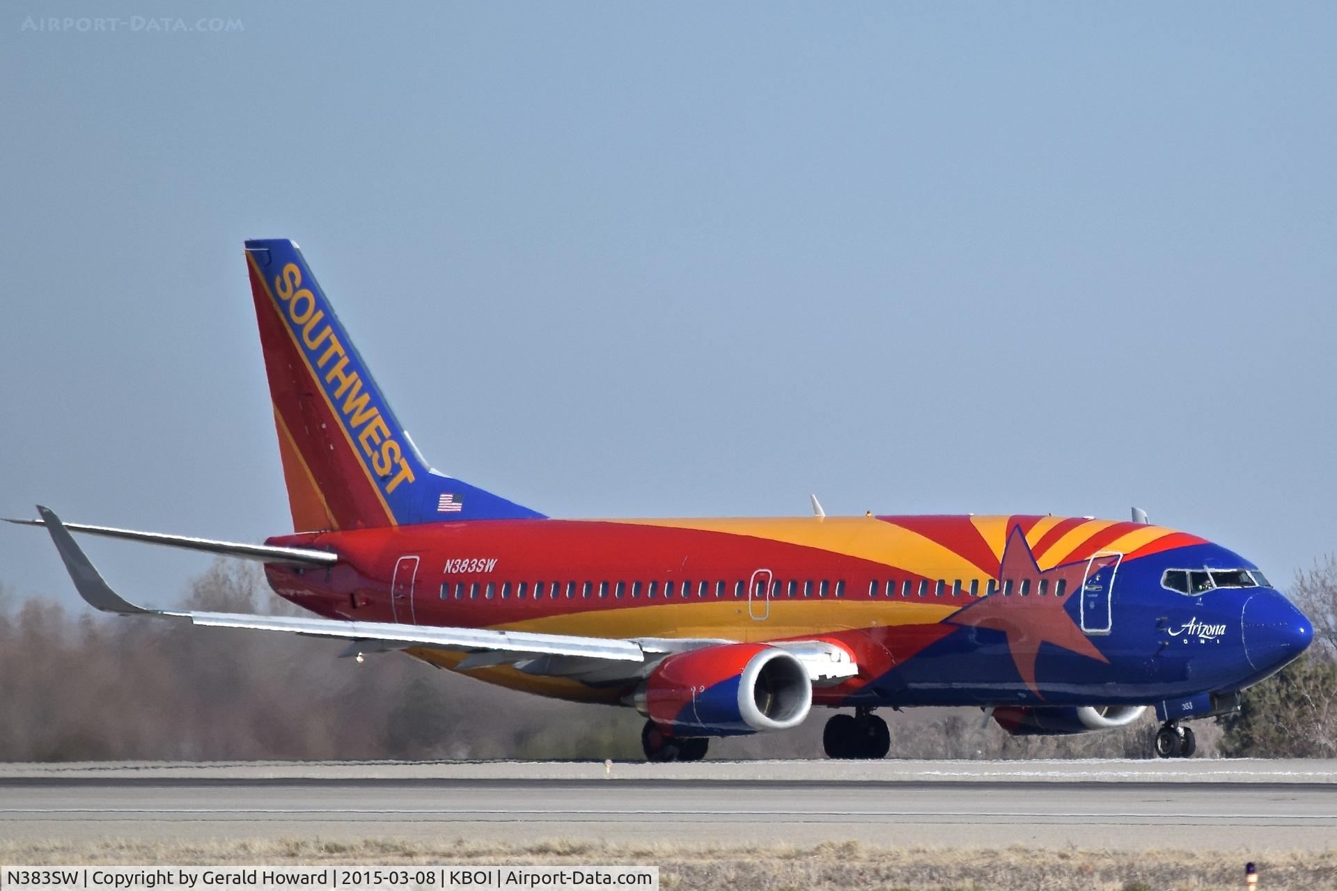 N383SW, 1994 Boeing 737-3H4 C/N 26589, Taxiing into position on RWY 10L.