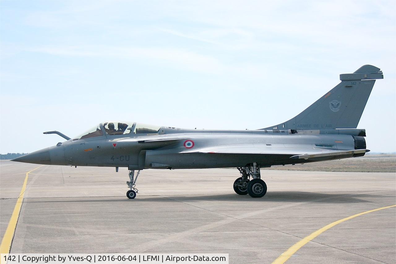 142, 2013 Dassault Rafale C C/N 142, Dassault Rafale C, Taxiing to holding point, Istres-Le Tubé Air Base 125 (LFMI-QIE) open day 2016