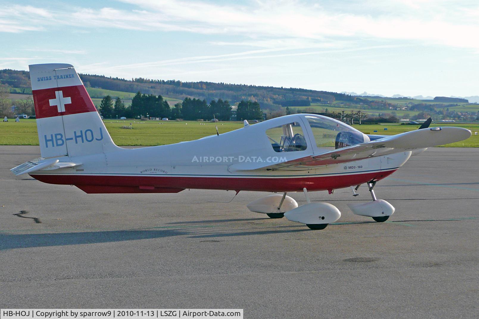 HB-HOJ, 1990 MDC Max Daetwyler MD3-160 Swiss Trainer C/N 002, Autumn afternoon sun