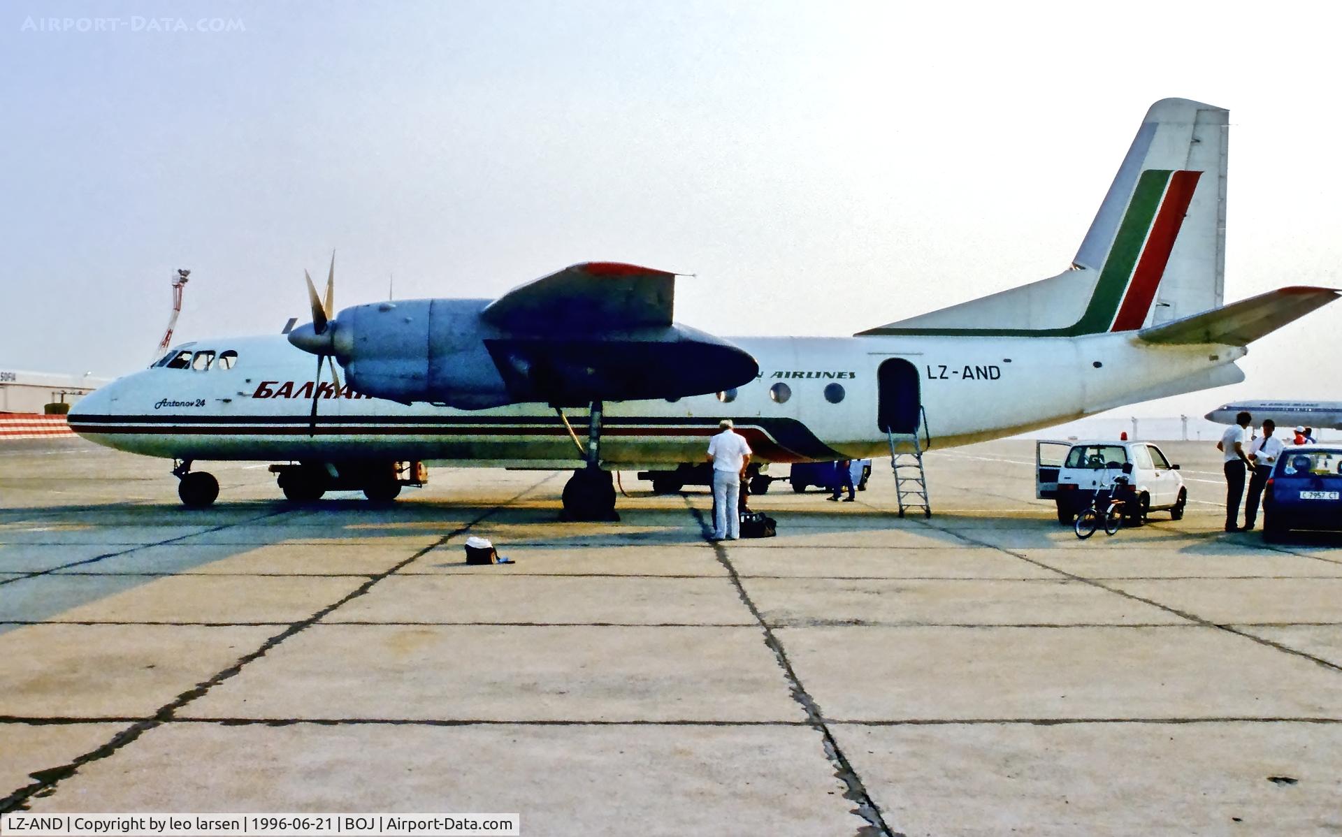 LZ-AND, 1967 Antonov An-24B C/N 77303301, Burgas 21.6.1996
