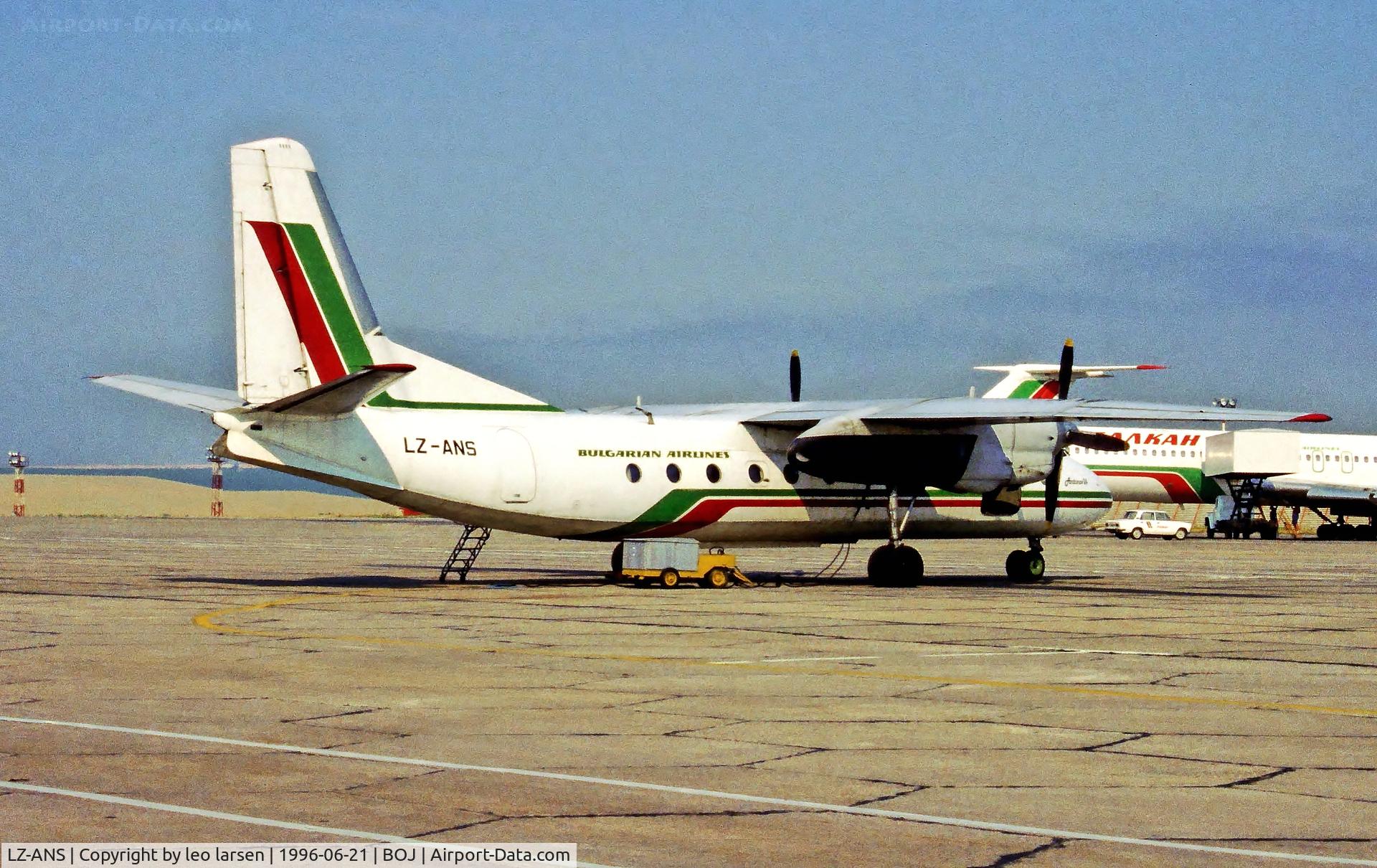 LZ-ANS, 1971 Antonov An-24W C/N 07306006, Burgas 21.6.1996