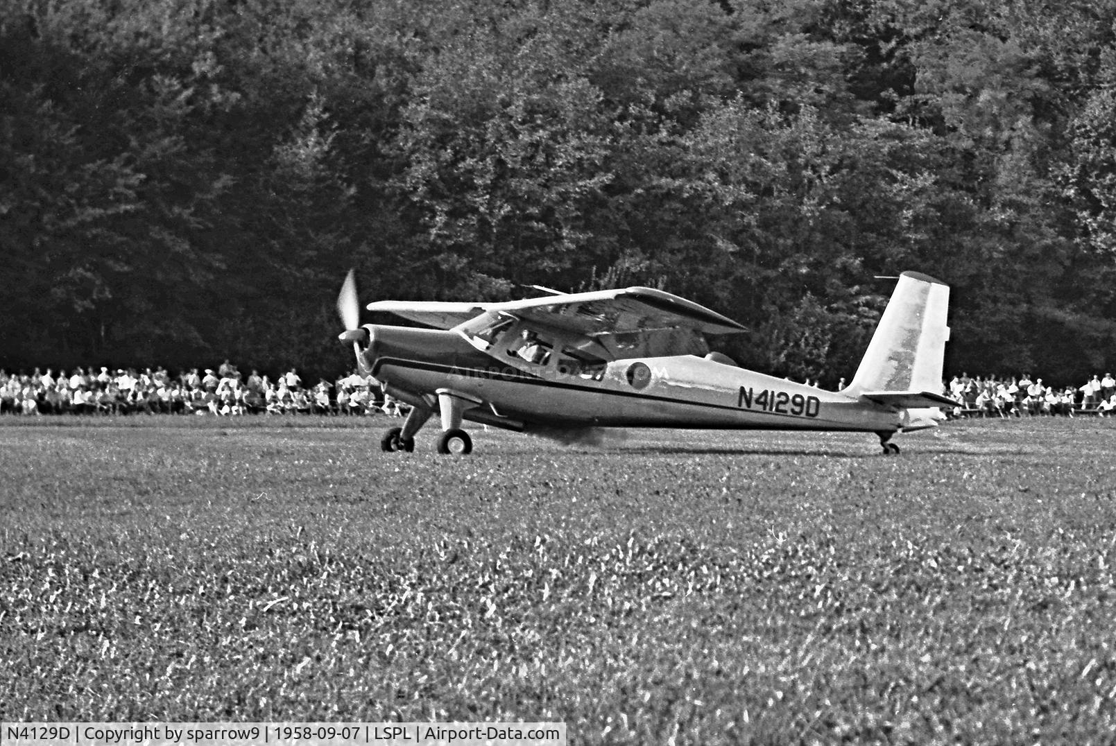 N4129D, 1957 Helio H-391B Courier C/N 062, seen at 