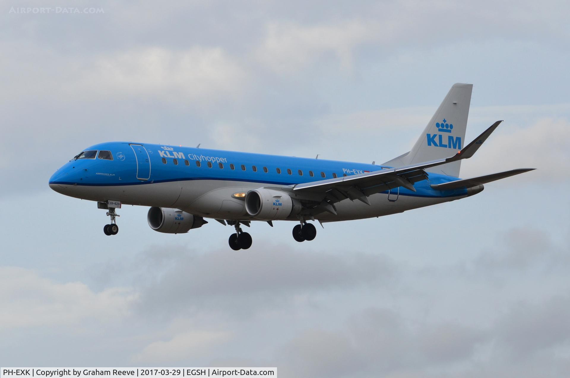 PH-EXK, 2017 Embraer 175STD (ERJ-170-200) C/N 17000629, Landing at Norwich.