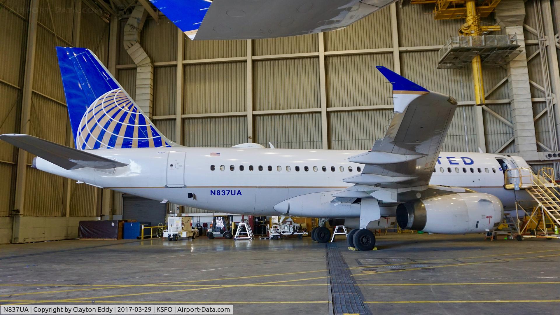 N837UA, 2001 Airbus A319-131 C/N 1474, SFO 2017