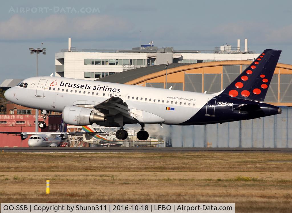 OO-SSB, 2005 Airbus A319-111 C/N 2400, Landing rwy 32R