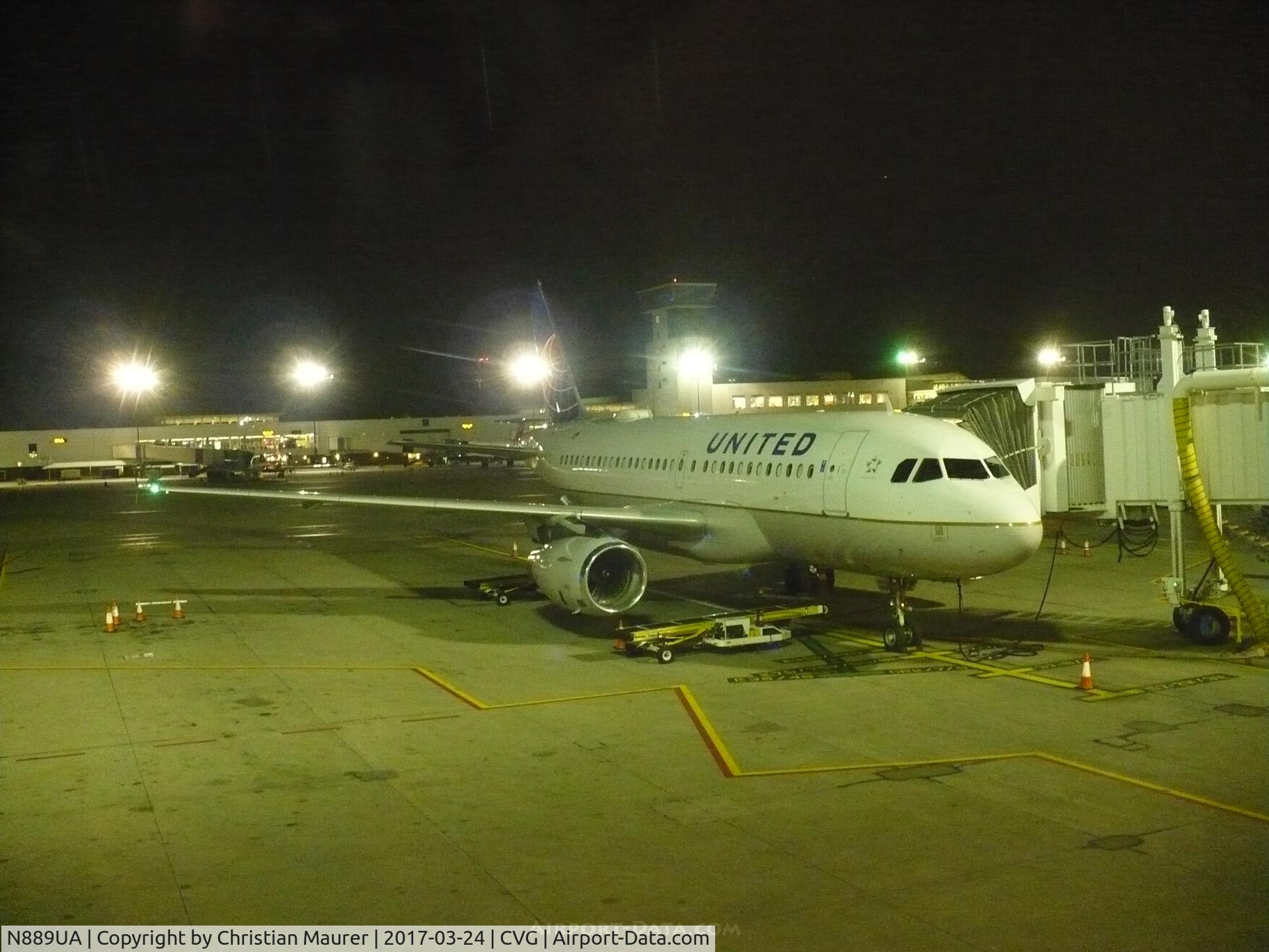 N889UA, 2005 Airbus A319-132 C/N 2667, Airbus A319