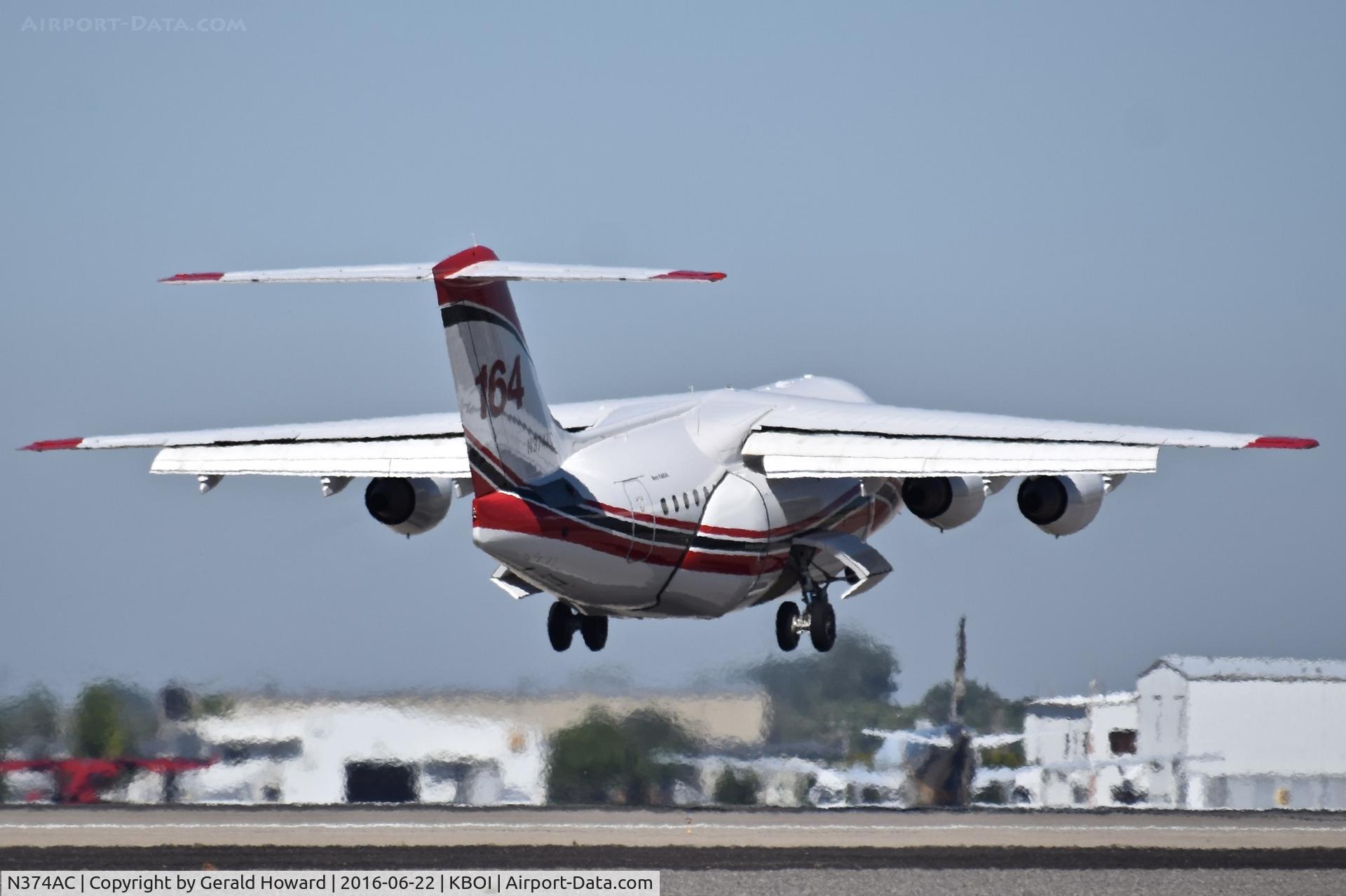 N374AC, 1995 British Aerospace Avro 146-RJ85 C/N E.2266, Departing RWY 28R.