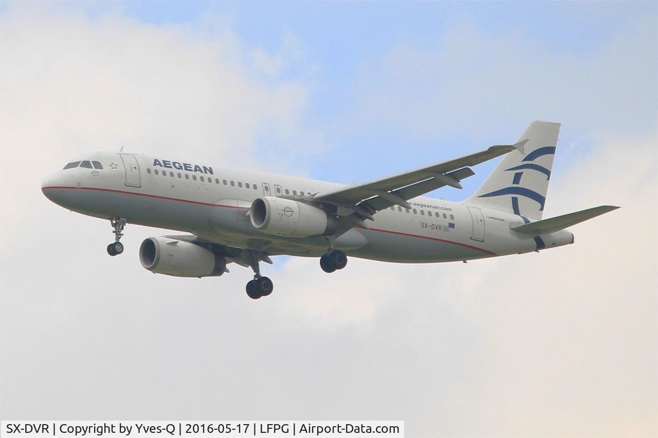 SX-DVR, 2008 Airbus A320-232 C/N 3714, Airbus A320-232, Short approach rwy 27R, Roissy Charles De Gaulle Airport (LFPG-CDG)