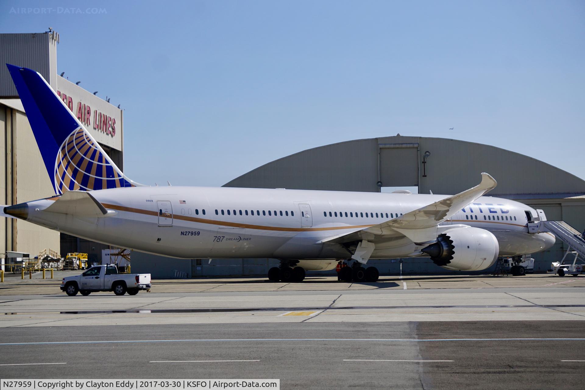 N27959, 2015 Boeing 787-9 Dreamliner C/N 36407, SFO 2017