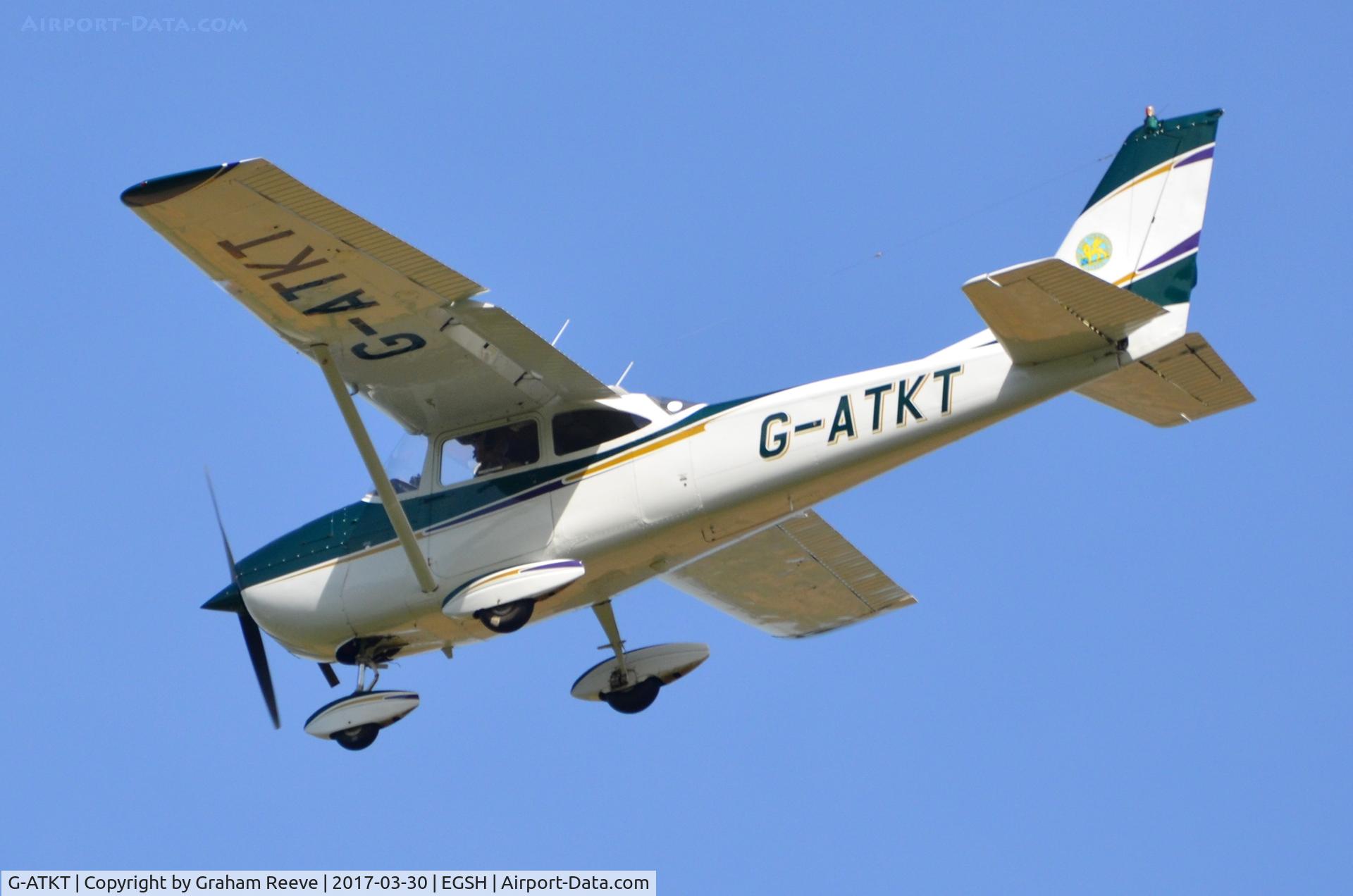 G-ATKT, 1965 Reims Cessna F172G Skyhawk C/N 0206, Landing at Norwich.