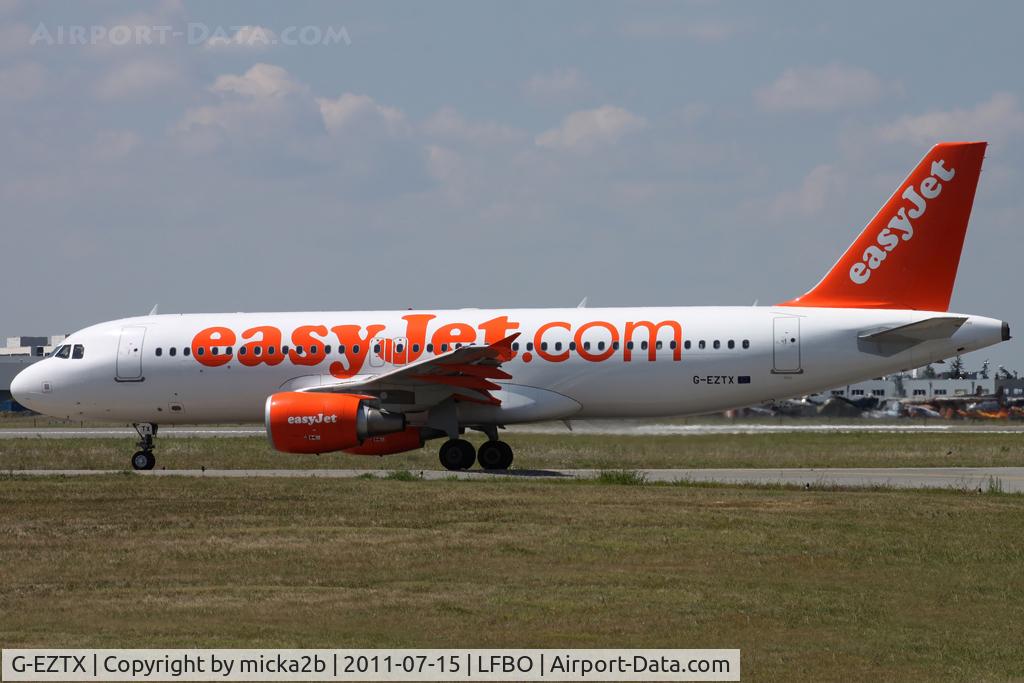 G-EZTX, 2010 Airbus A320-214 C/N 4286, Taxiing