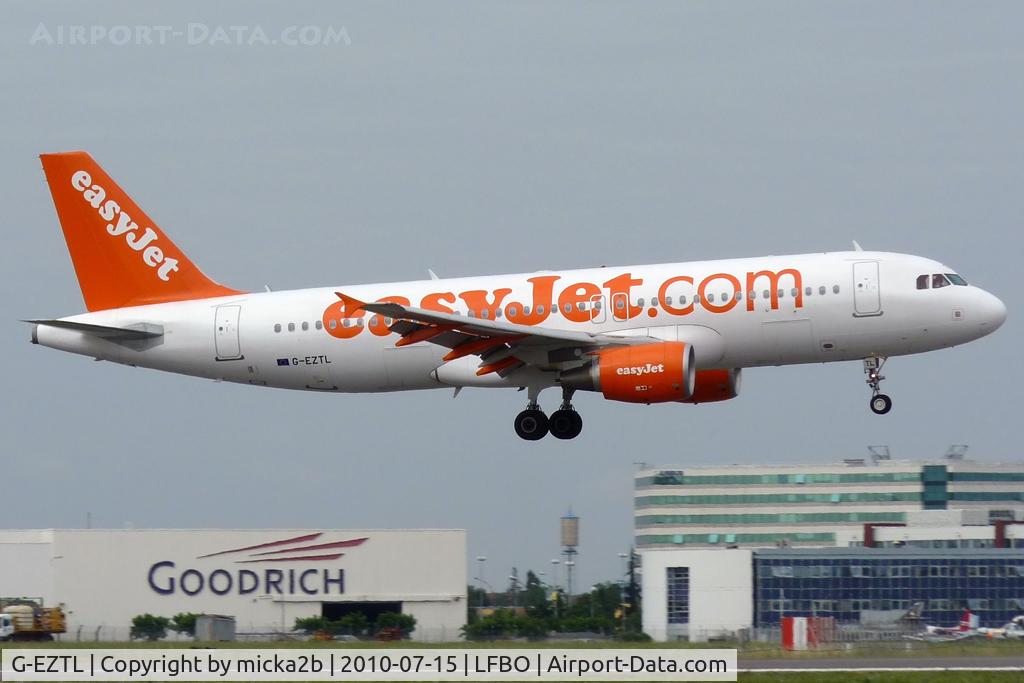 G-EZTL, 2009 Airbus A320-214 C/N 4012, Landing