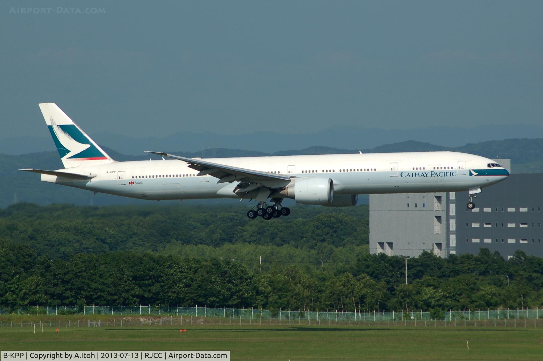 B-KPP, 2010 Boeing 777-367/ER C/N 36164, App rwy 19L