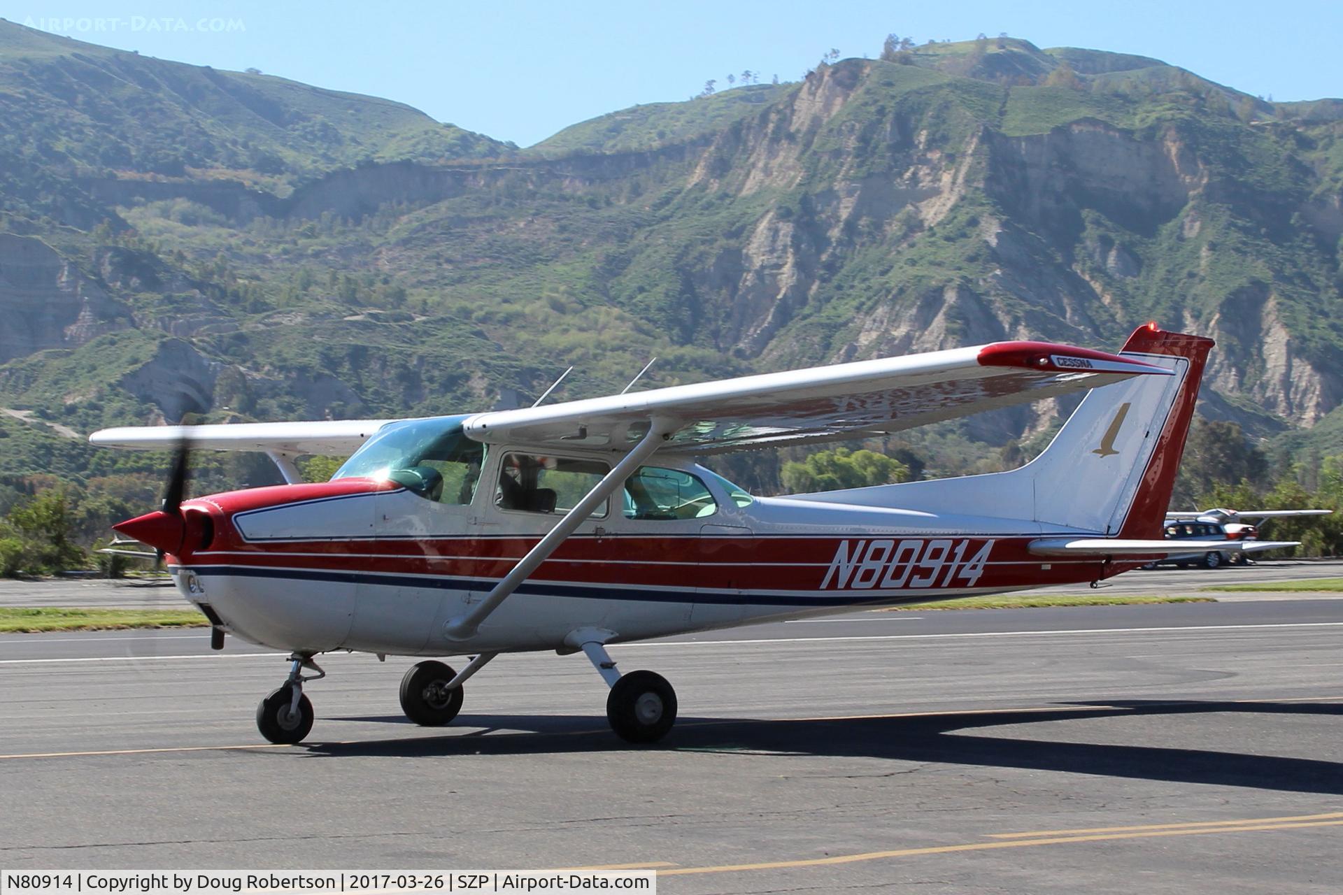 N80914, 1976 Cessna 172M C/N 17266799, 1976 Cessna 172M SKYHAWK, Lycoming O-320-E2D 150 Hp, taxi back