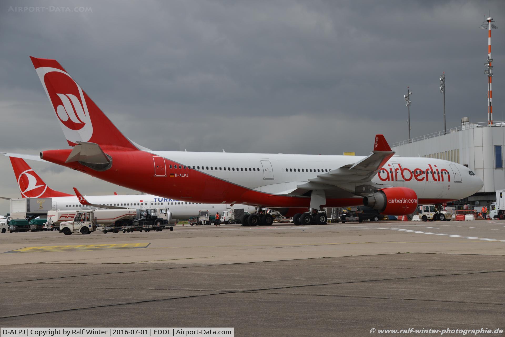 D-ALPJ, 2008 Airbus A330-223 C/N 0911, Airbus A330-223 - AB BER Air Berlin - 911 - D-ALPJ - 01.07.2016 - DUS