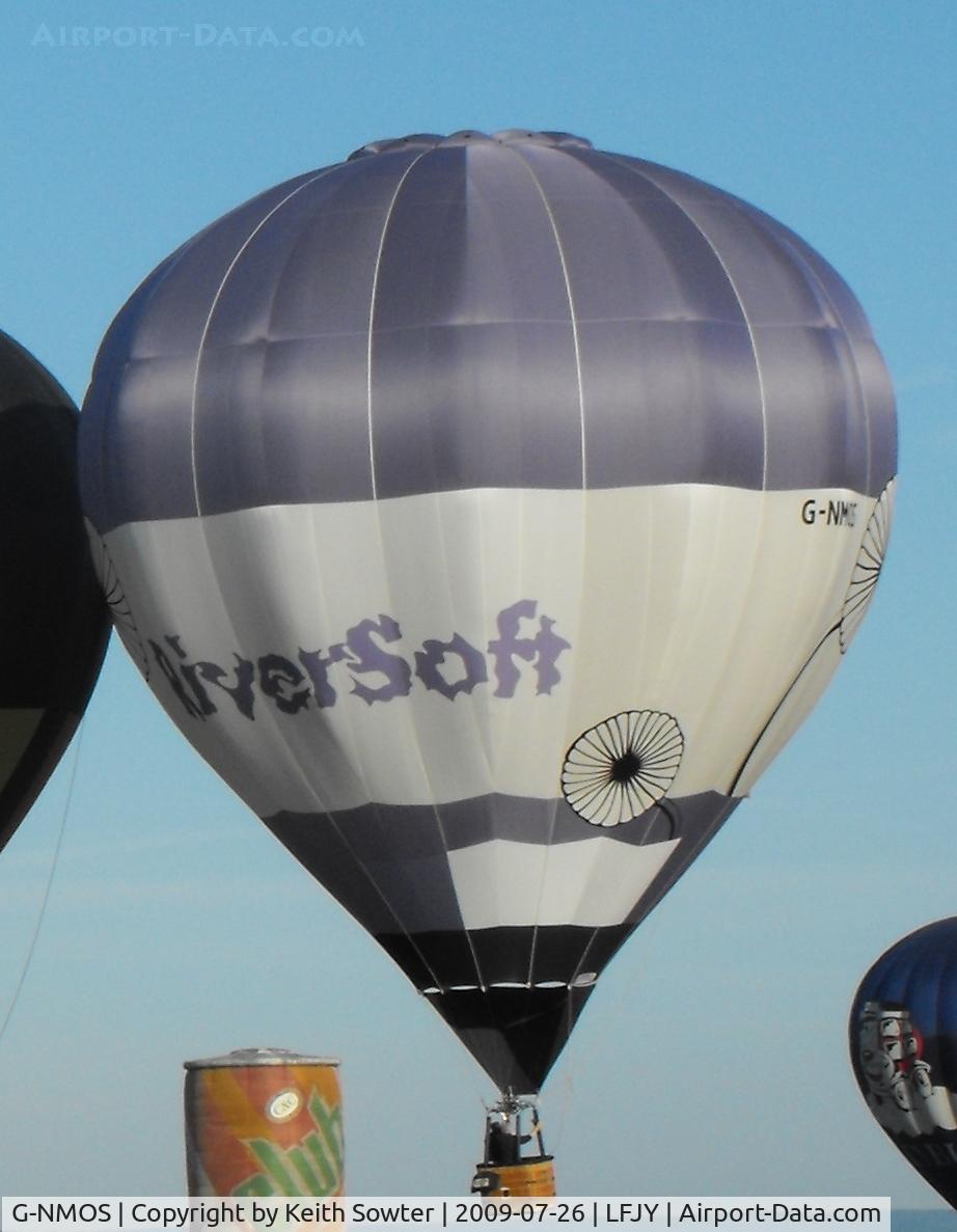 G-NMOS, 2000 Cameron Balloons C-80 C/N 4966, Lorraine Mondial Balloon Meet 2009 at Chambley Airfield LFJY