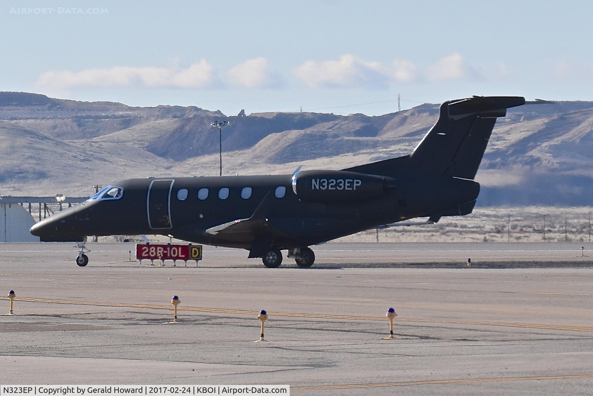 N323EP, 2012 Embraer EMB-505 Phenom 300 C/N 50500102, Taxing on Alpha to RWY 28R.