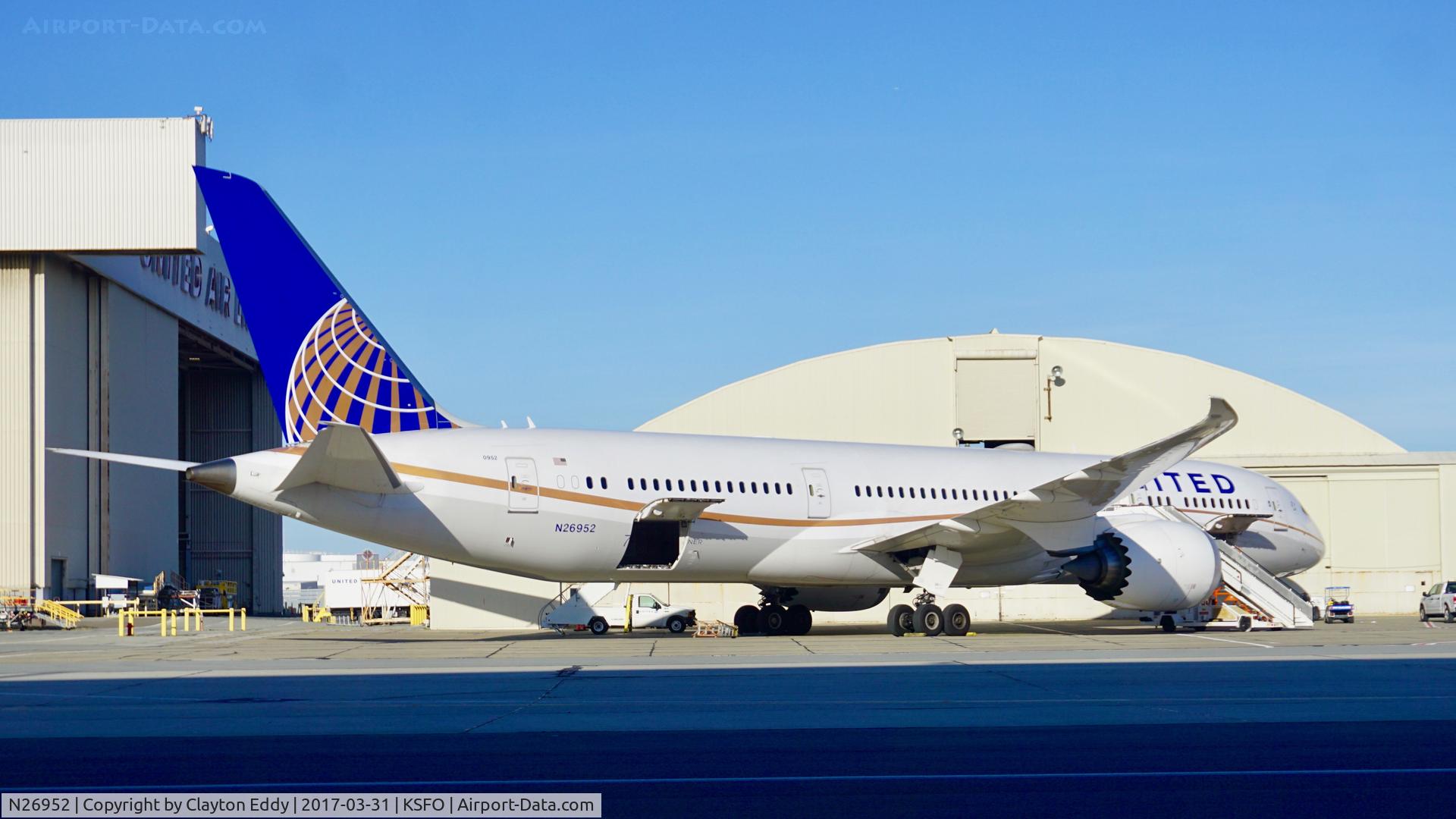 N26952, 2014 Boeing 787-9 Dreamliner C/N 36403, SFO 2017