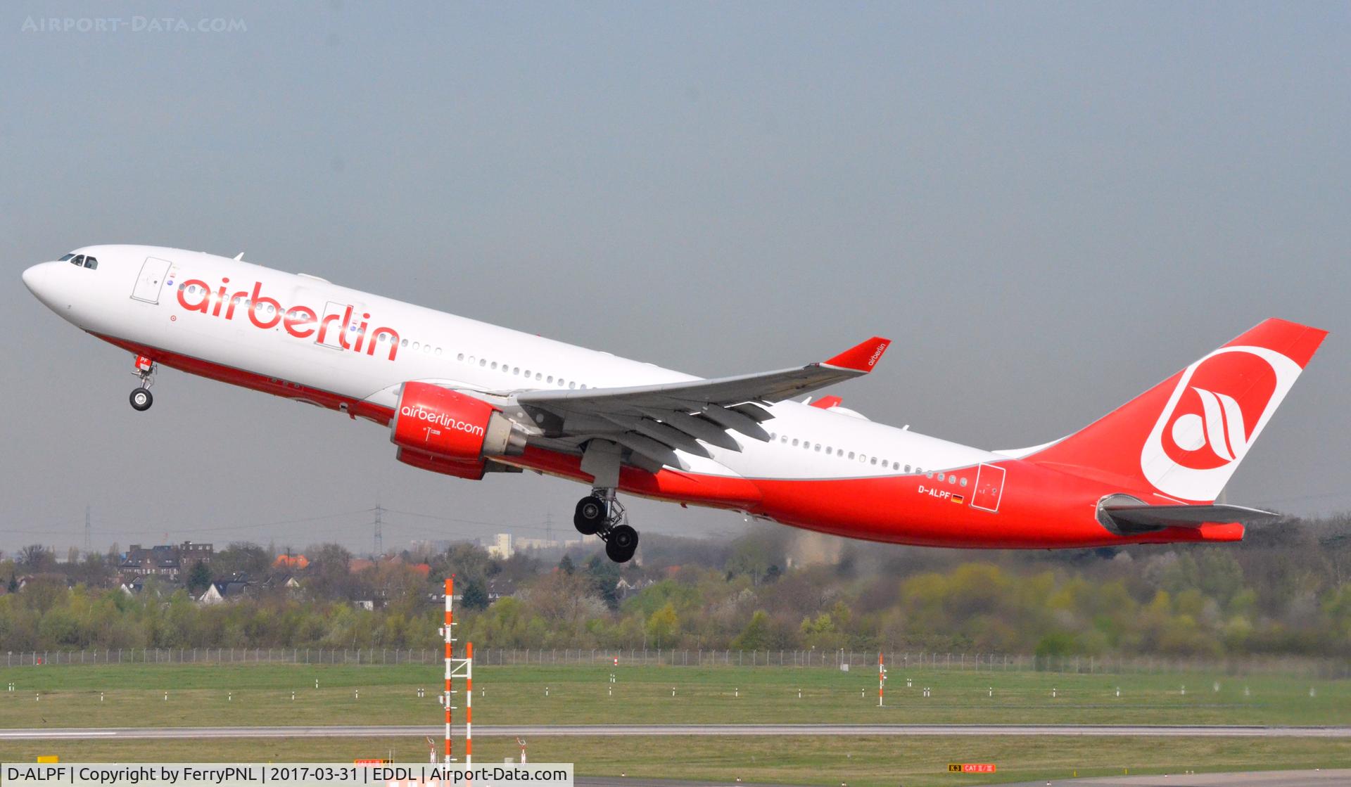D-ALPF, 2002 Airbus A330-223 C/N 476, Air Berlin A332 departing DUS
