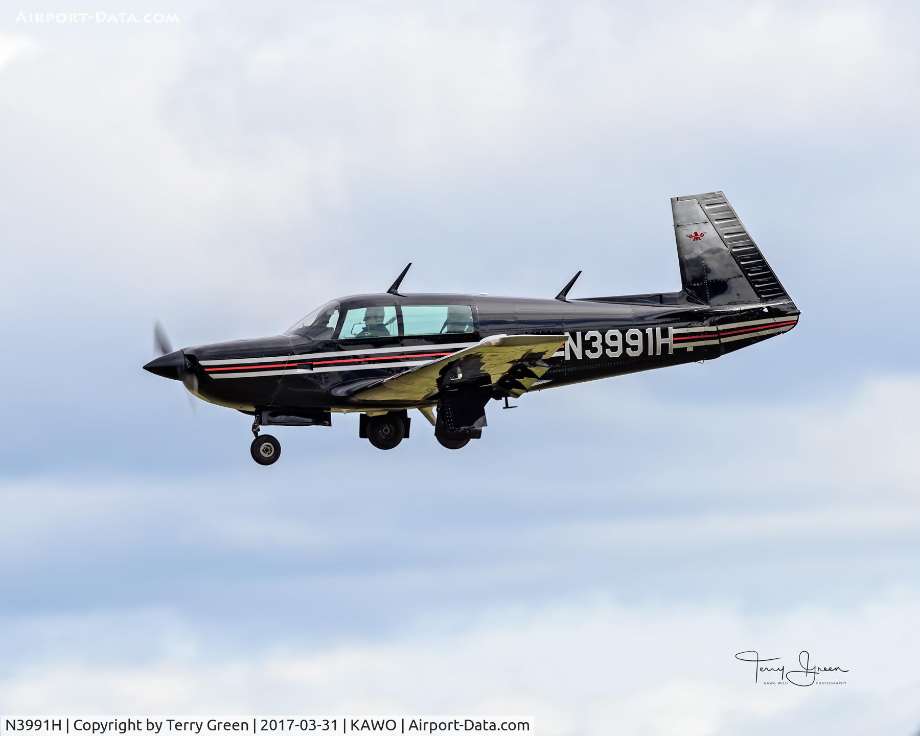 N3991H, 1980 Mooney M20K C/N 25-0406, KAWO