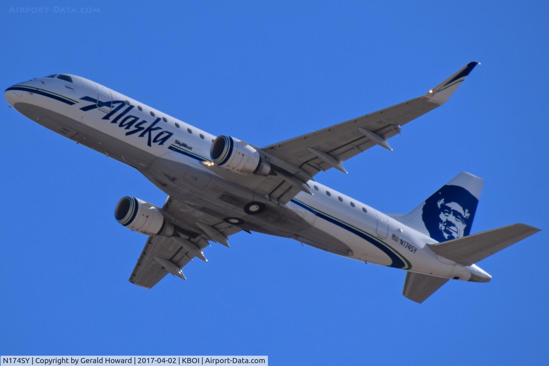 N174SY, 2015 Embraer 175LR (ERJ-170-200LR) C/N 17000517, Departing RWY 28R.