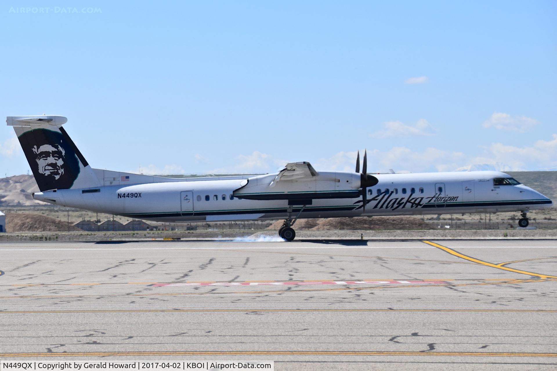 N449QX, 2012 Bombardier DHC-8-402 Dash 8 C/N 4410, Landing RWY 28R.