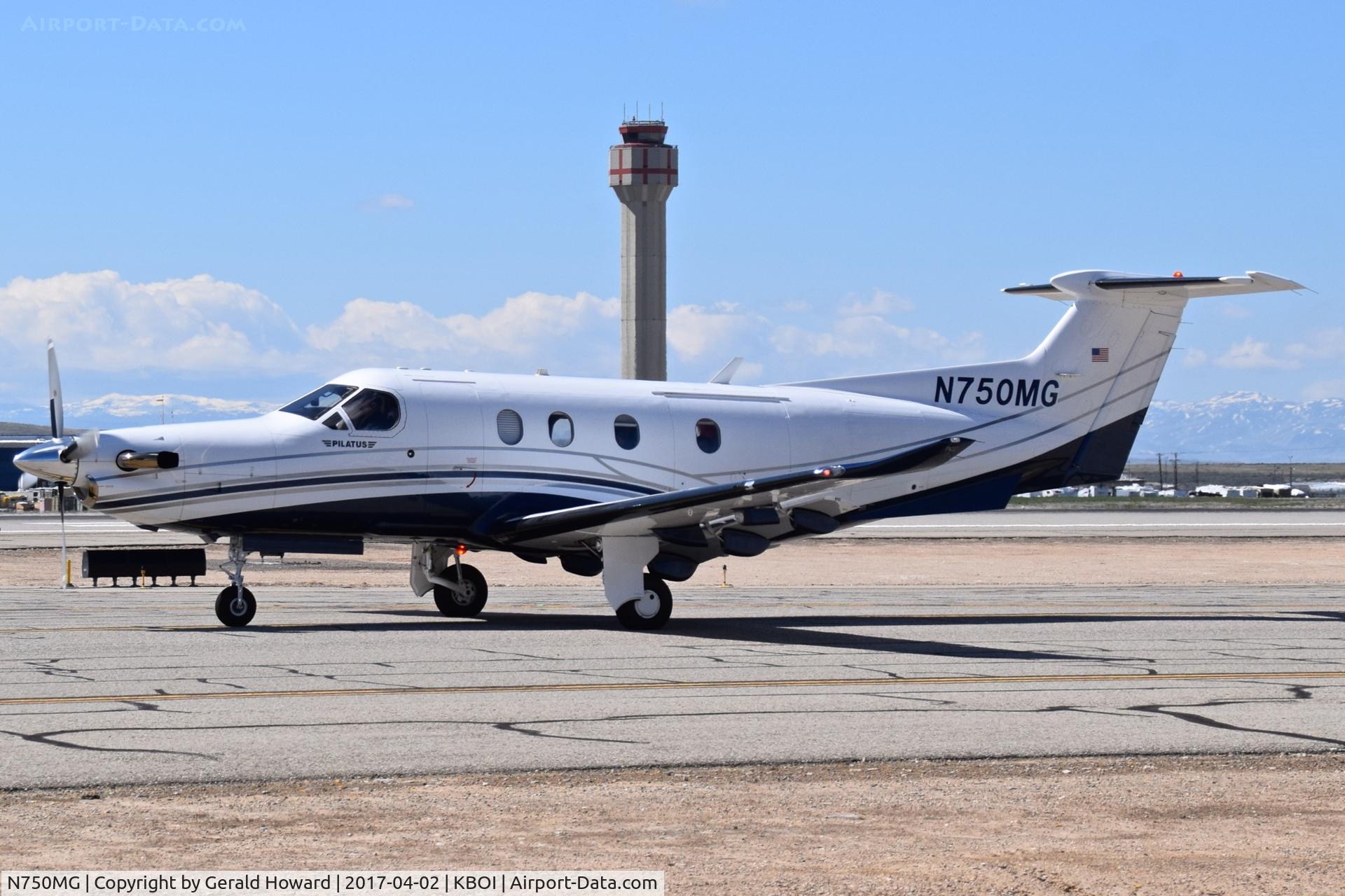 N750MG, 2007 Pilatus PC-12/47 C/N 750, Taxiing on Alpha to RWY 28R.