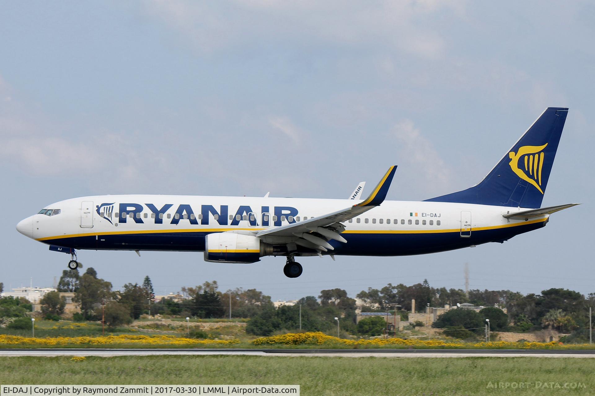 EI-DAJ, 2003 Boeing 737-8AS C/N 33548, B737-800 EI-DAJ Ryanair
