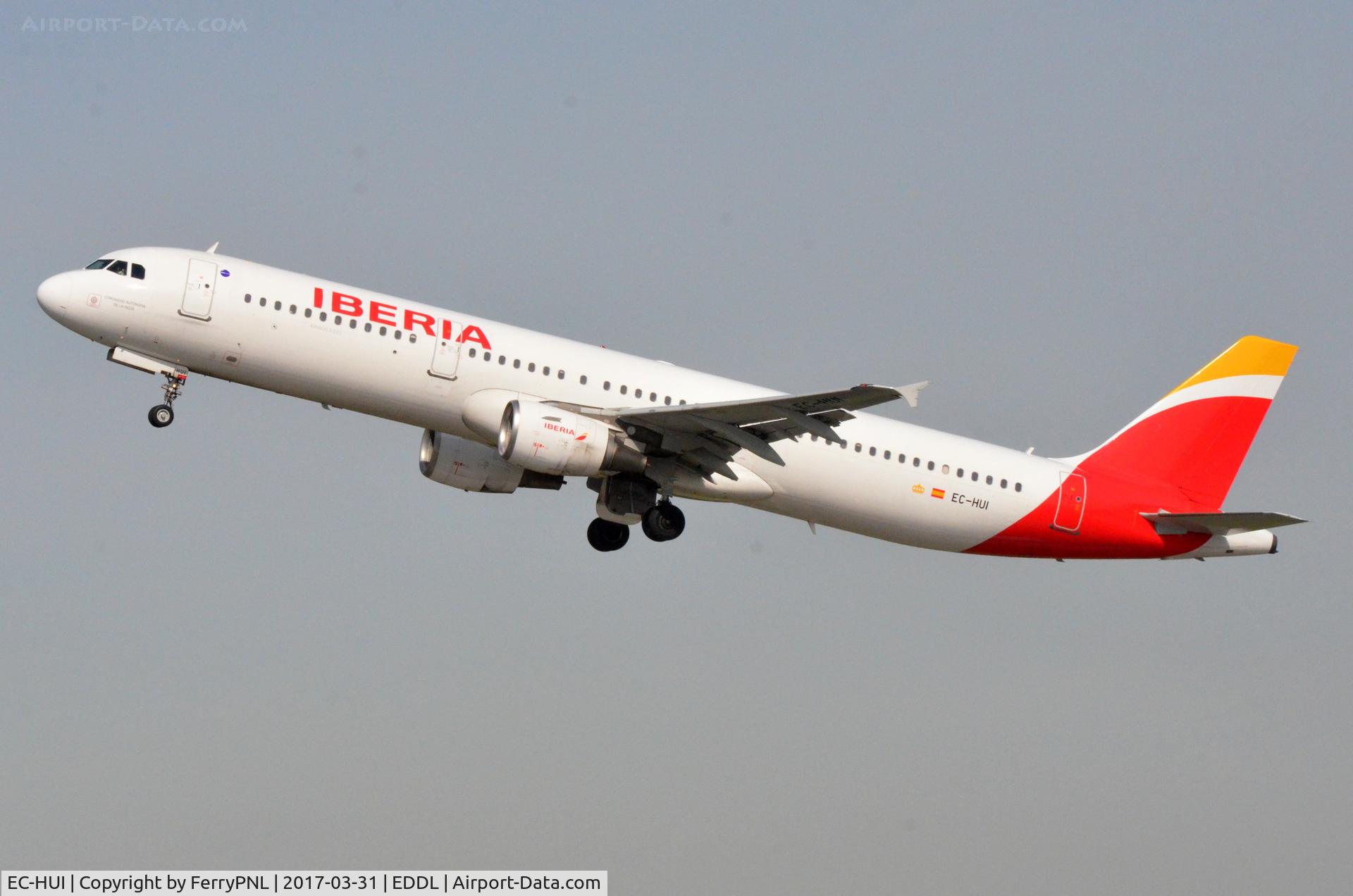 EC-HUI, 1999 Airbus A321-211 C/N 1027, Iberia A321 taking-off.