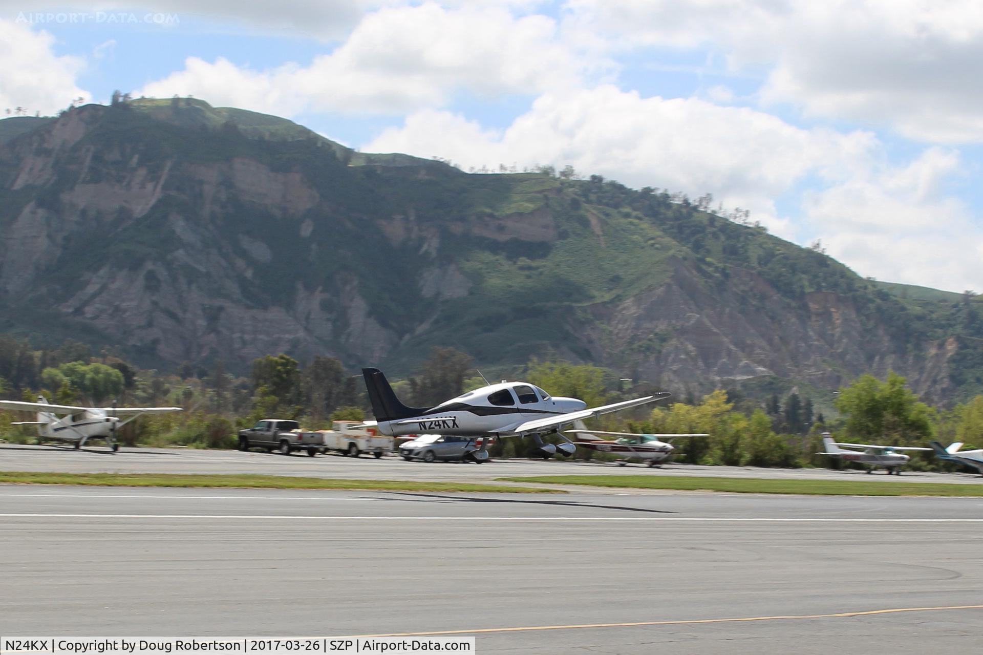N24KX, 2015 Cirrus SR20 C/N 2278, 2015 Cirrus SR20, Continental IO-360-ES 200 Hp, takeoff climb Rwy 22
