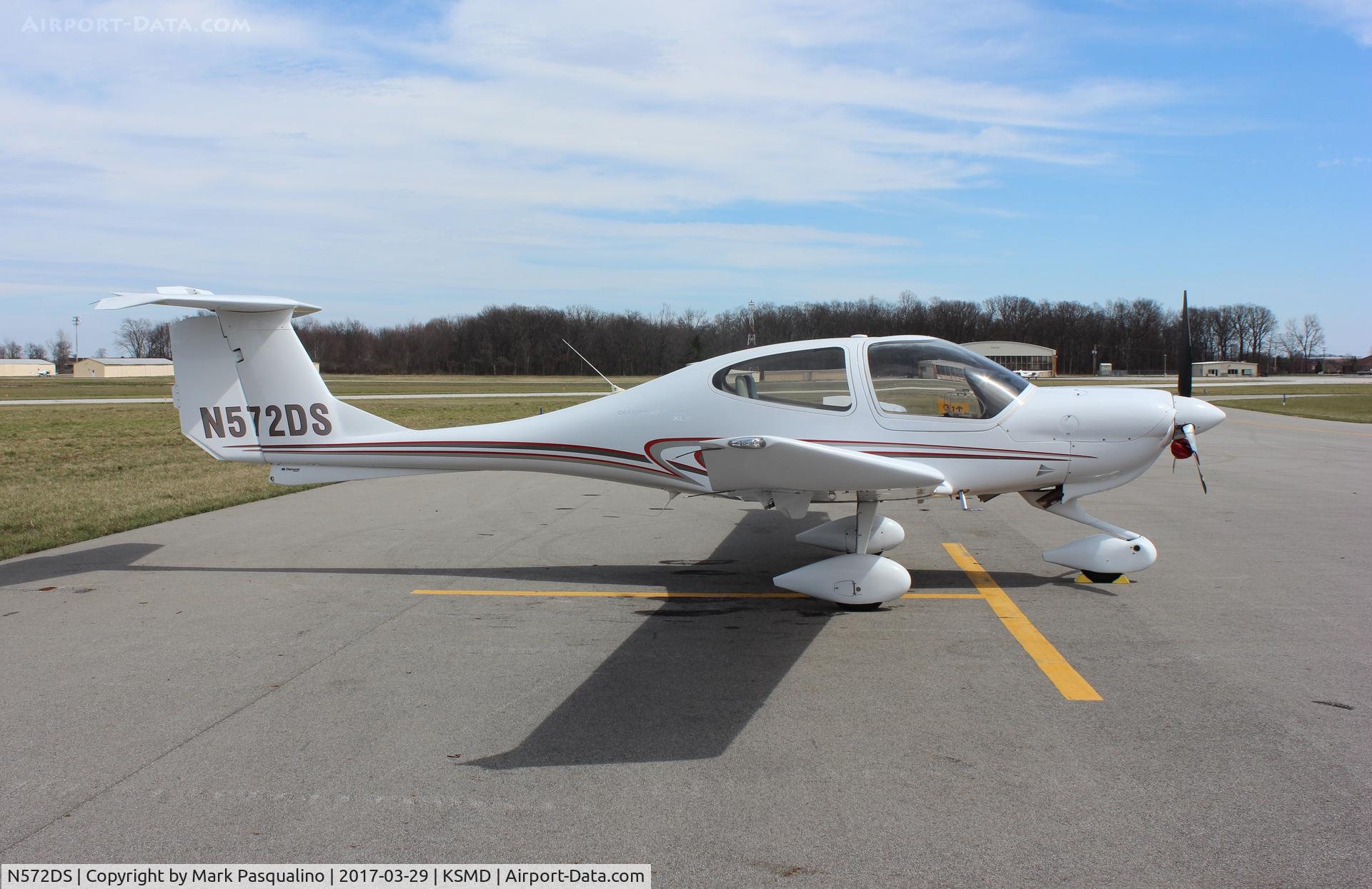N572DS, 2007 Diamond DA-40 Diamond Star C/N 40.857, Diamond DA-40