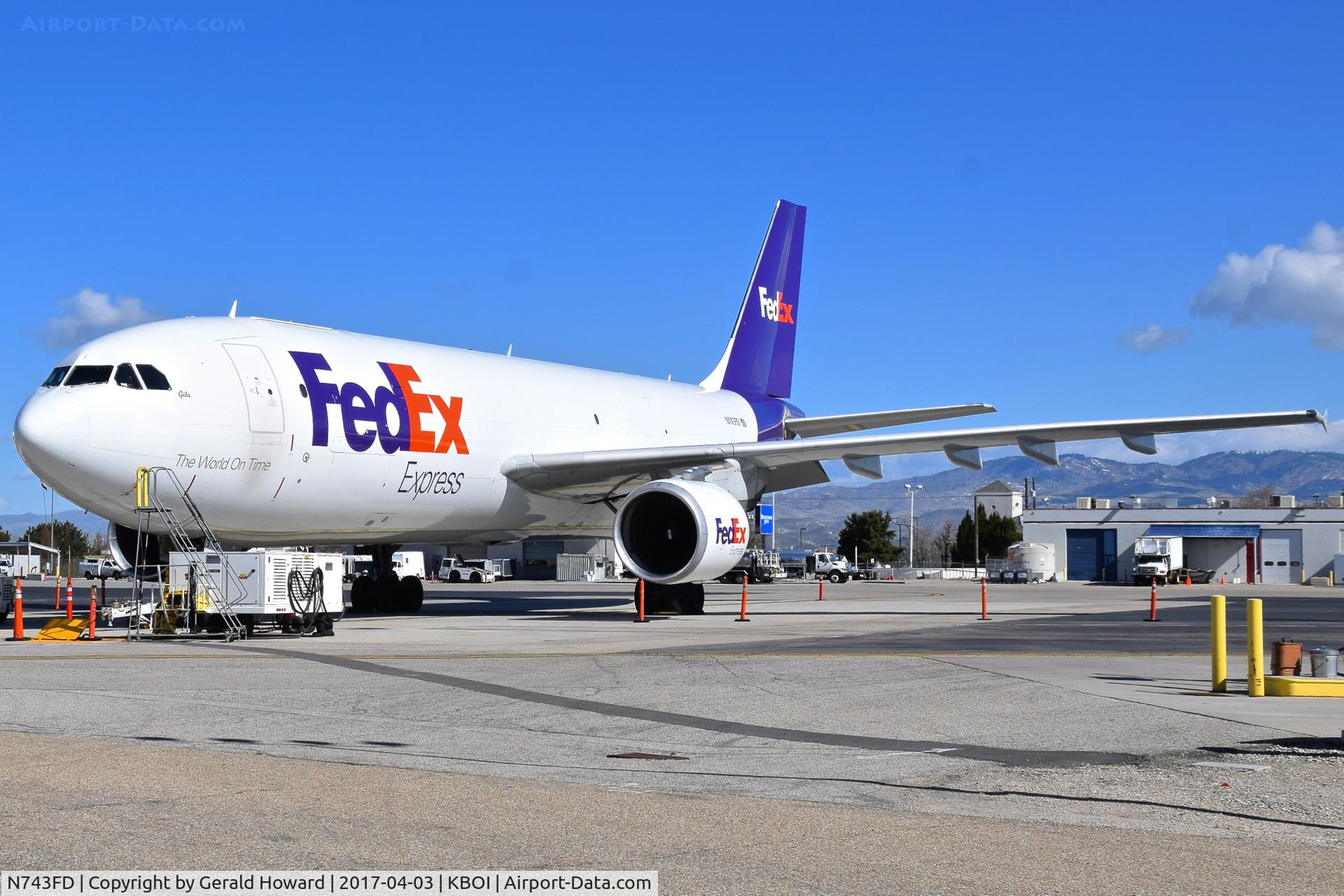 N743FD, 1992 Airbus A300B4-622R C/N 630, Parked on the FedEx ramp.
