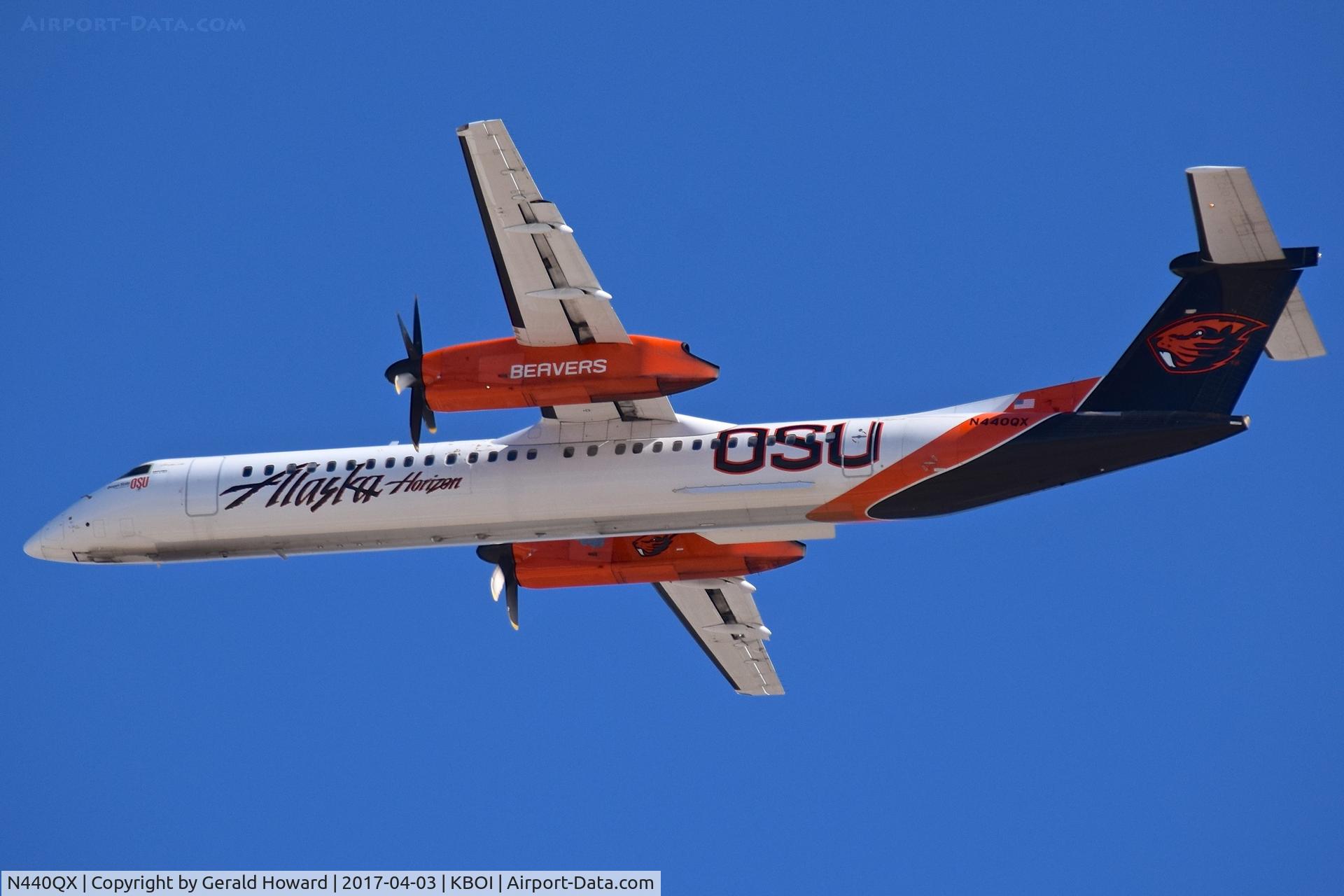 N440QX, 2010 Bombardier DHC-8-402 Dash 8 C/N 4347, Departing RWY 28R.