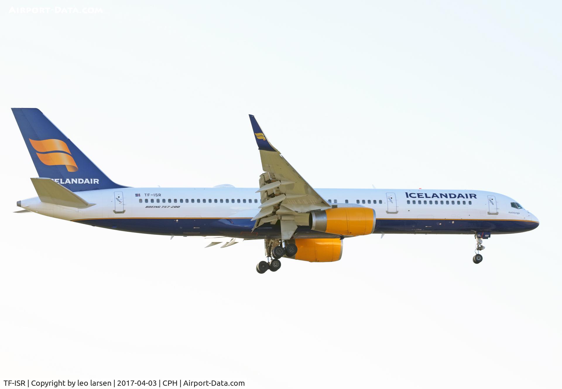 TF-ISR, 1999 Boeing 757-256 C/N 26248, Copenhagen 3.4.2017