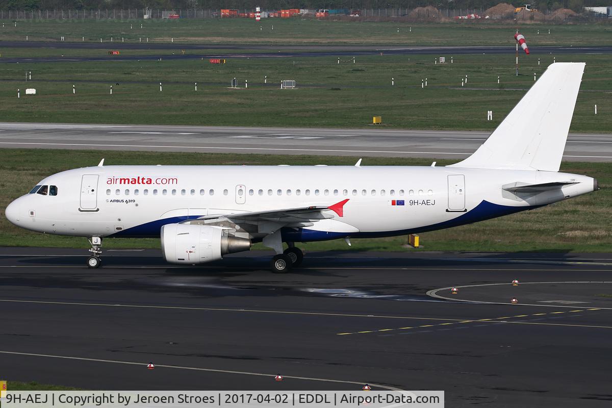 9H-AEJ, 2004 Airbus A319-112 C/N 2186, BASIC LIVERY