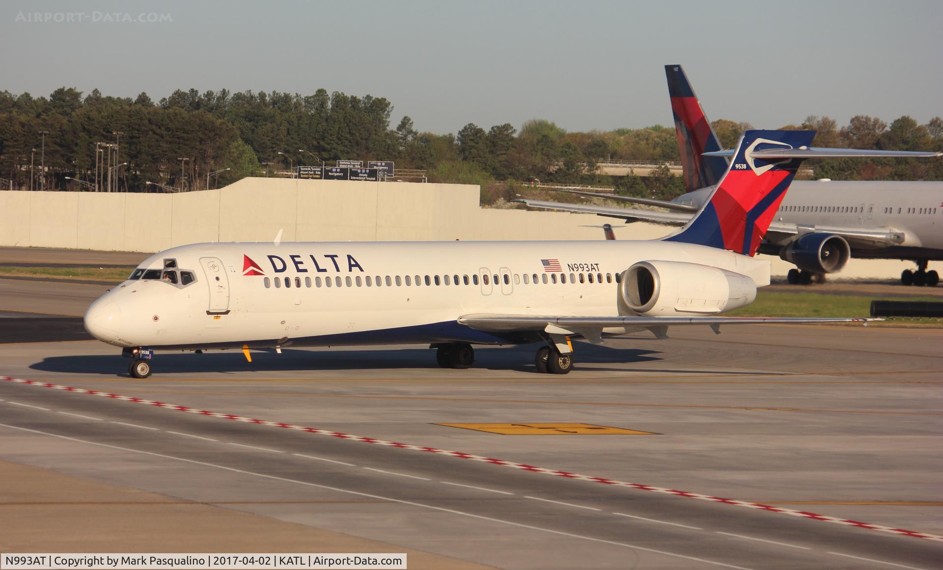 N993AT, 2002 Boeing 717-200 C/N 55137, Boeing 717-200