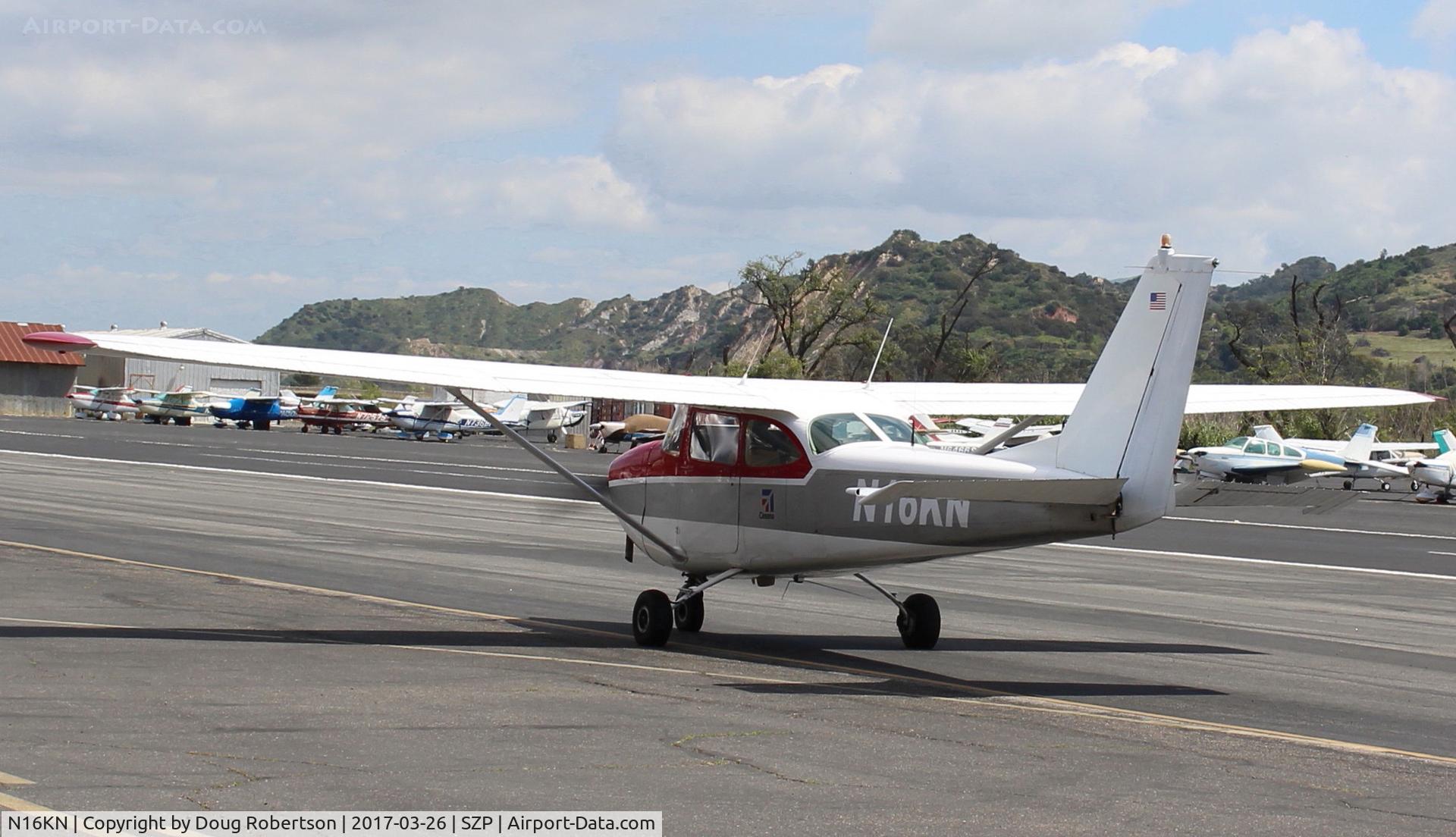 N16KN, 1965 Cessna 172G C/N 17253986, 1965 Cessna 172G SKYHAWK, Continental O-300 145 Hp 6 cylinder, taxi back
