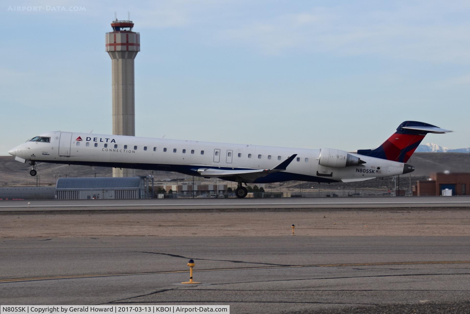 N805SK, 2006 Bombardier CRJ-900ER (CL-600-2D24) C/N 15069, Departing RWY 10L.