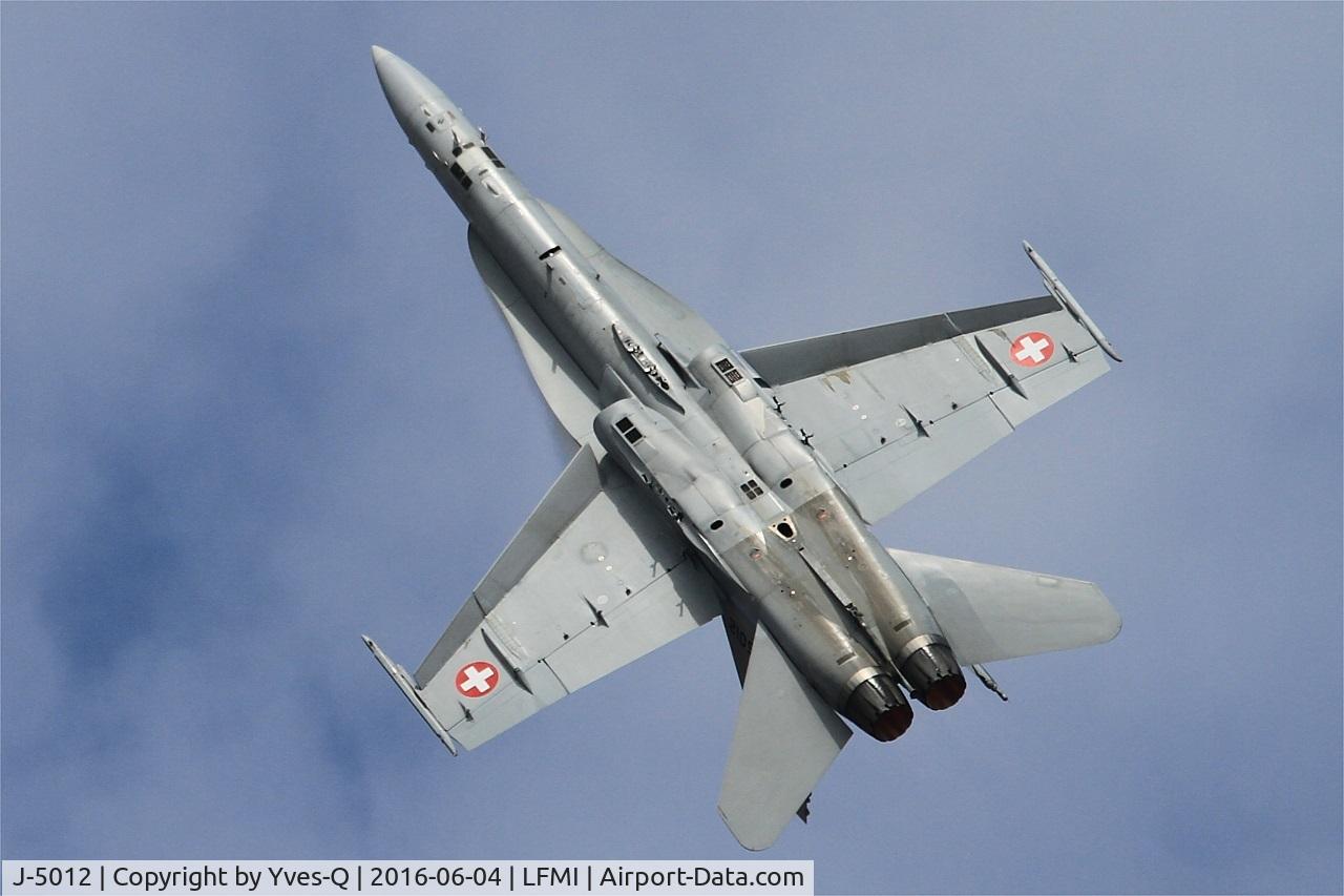 J-5012, McDonnell Douglas F/A-18C Hornet C/N 1352/SFC012, McDonnell Douglas FA-18C Hornet, On display, Istres-Le Tubé Air Base 125 (LFMI-QIE) open day 2016