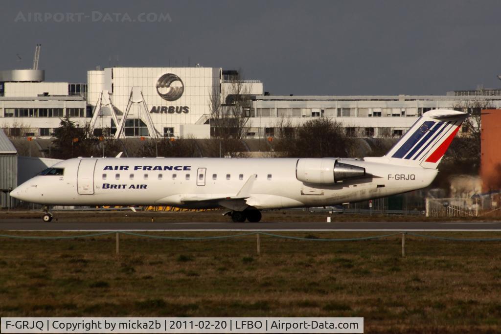 F-GRJQ, 1999 Canadair CRJ-100ER (CL-600-2B19) C/N 7321, Taxiing