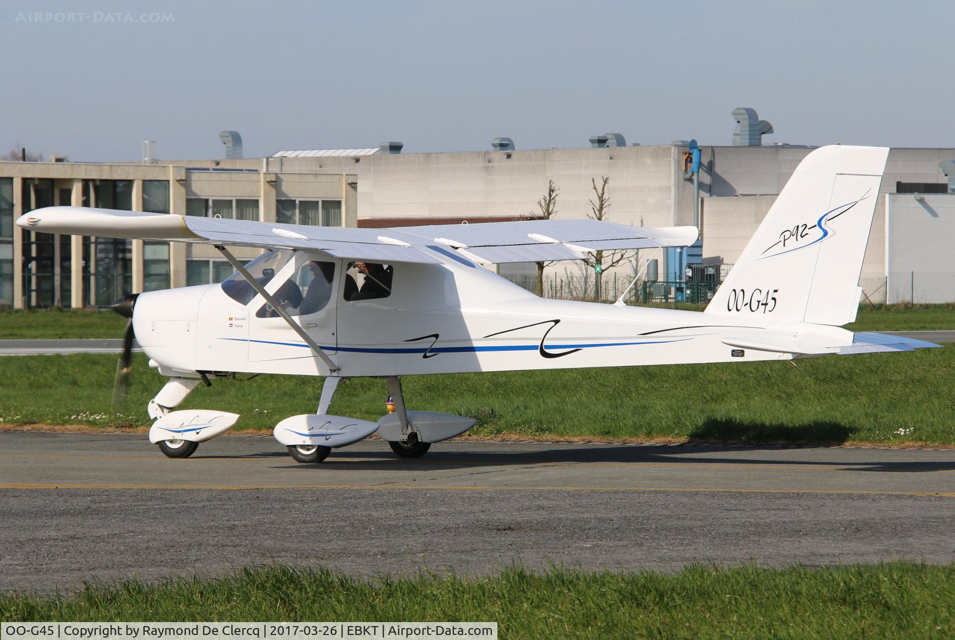OO-G45, 2009 Tecnam P-92 Echo C/N 1262, Ready for take off rwy 24.