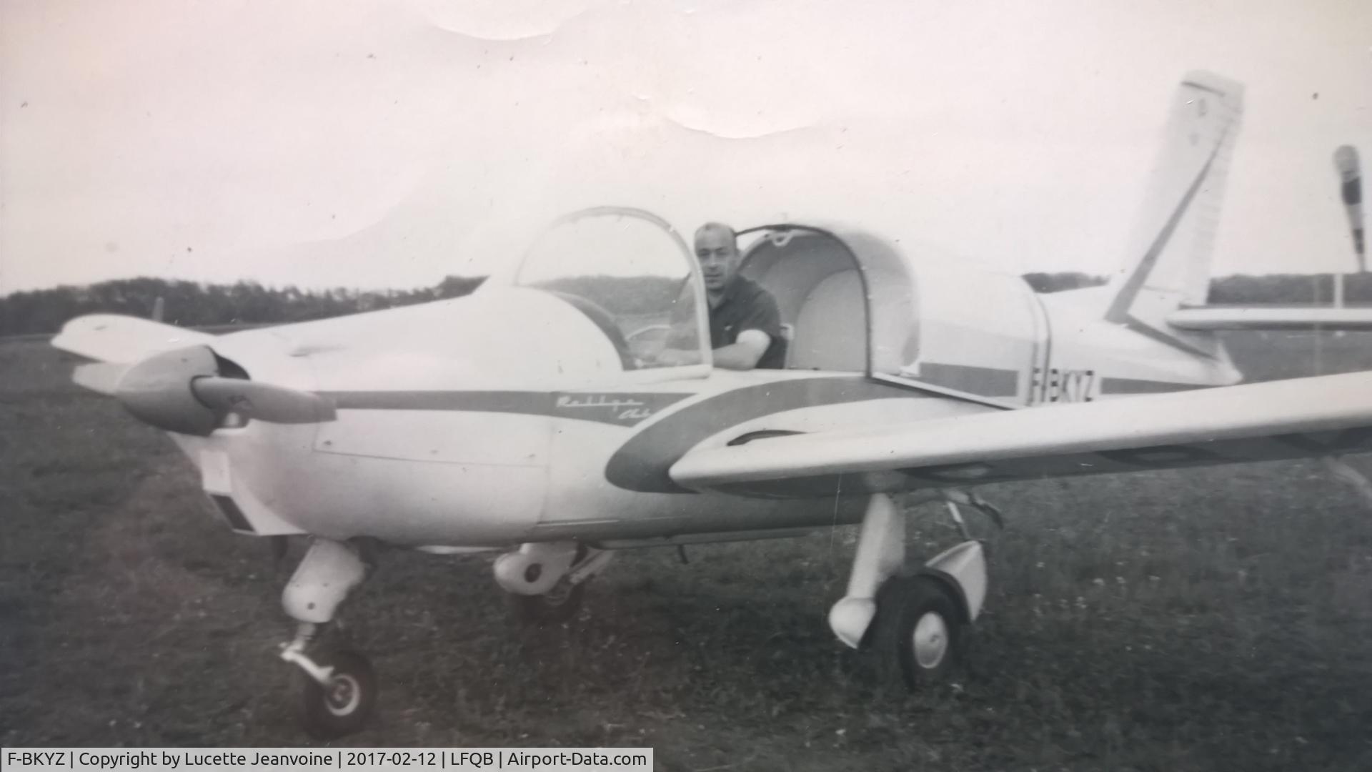 F-BKYZ, Morane-Saulnier MS-880B Rallye Club C/N 327, MS 880 B 