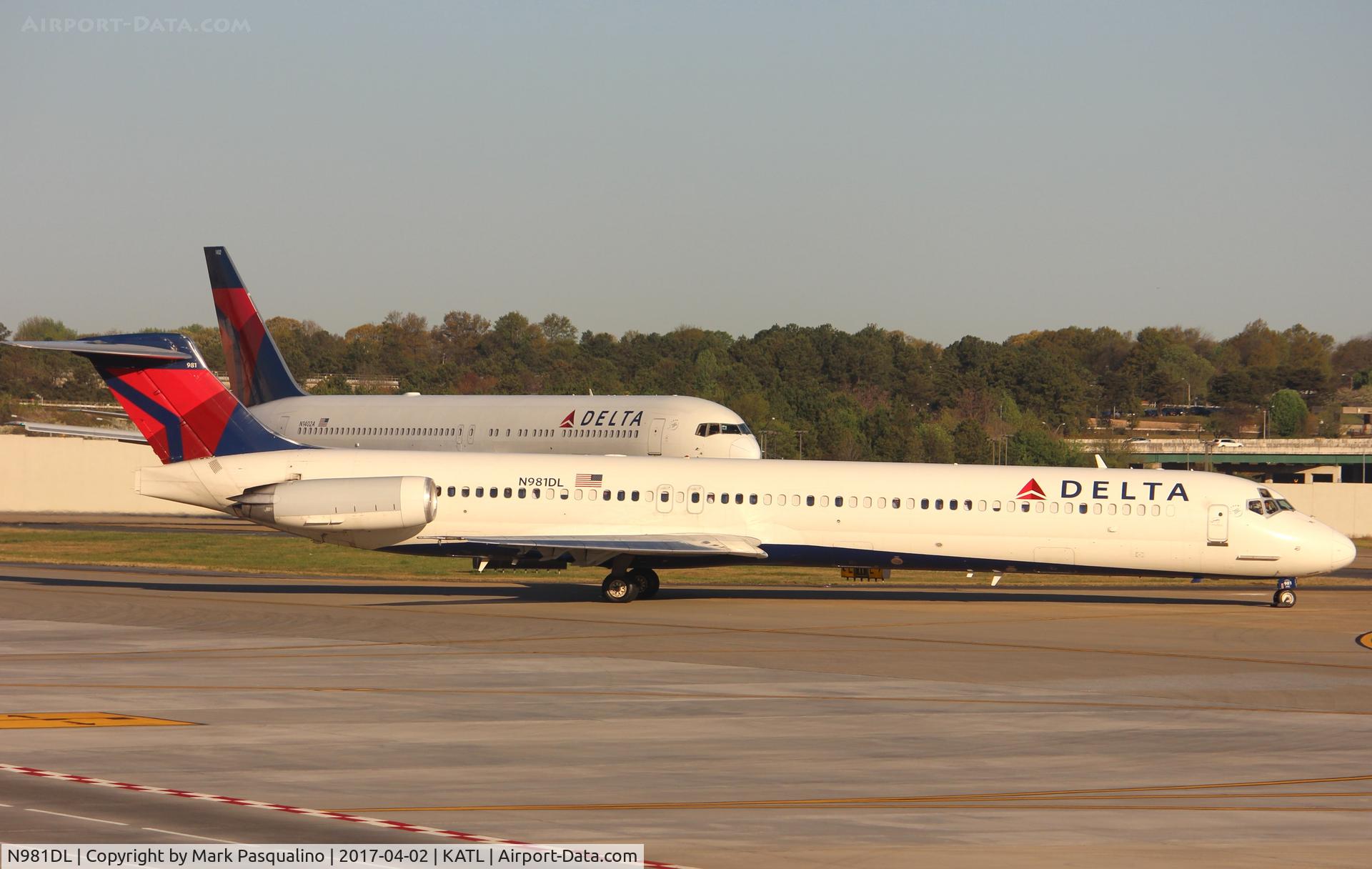 N981DL, 1991 McDonnell Douglas MD-88 C/N 53268, MD-88