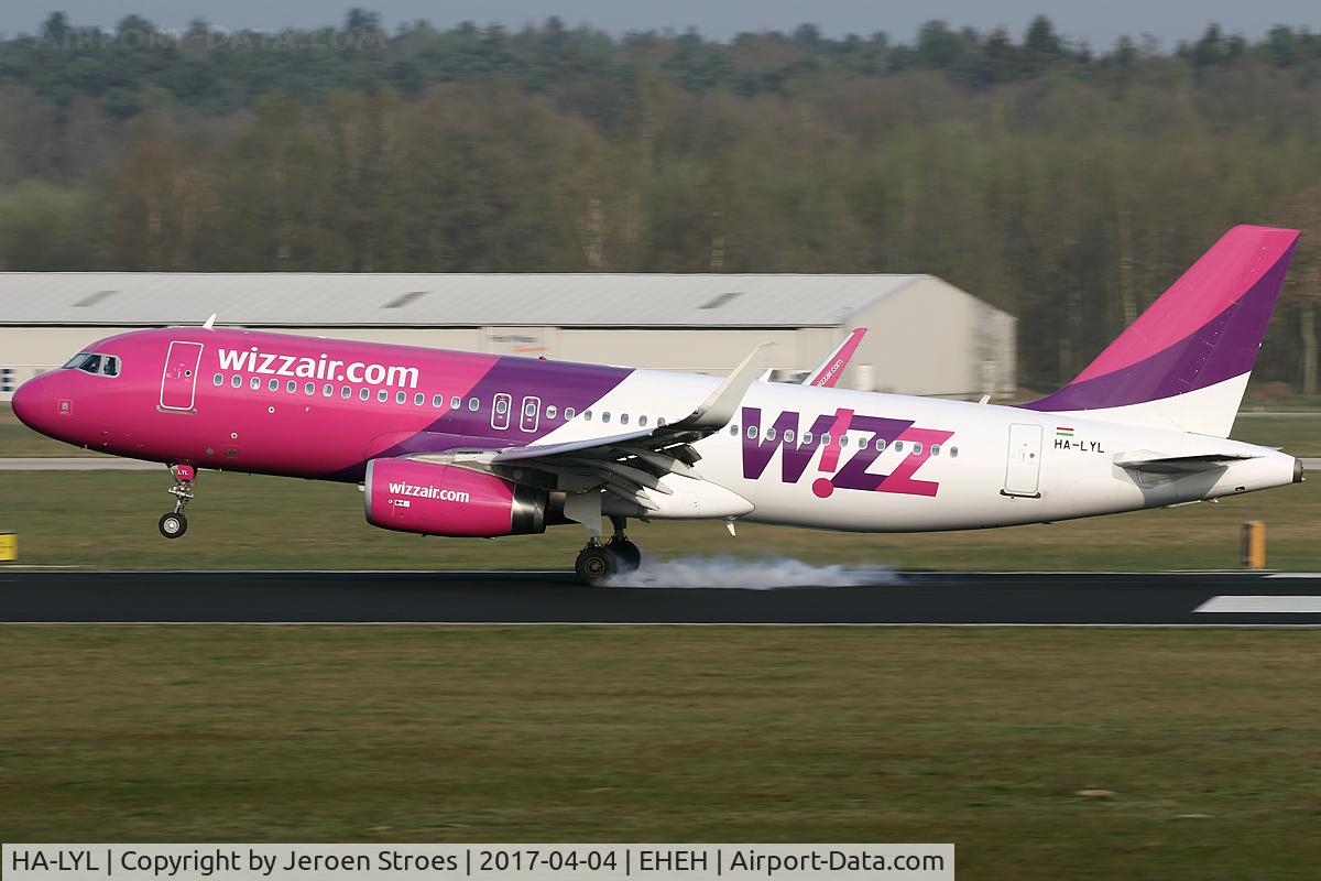 HA-LYL, 2015 Airbus A320-232 C/N 6489, Eindhoven