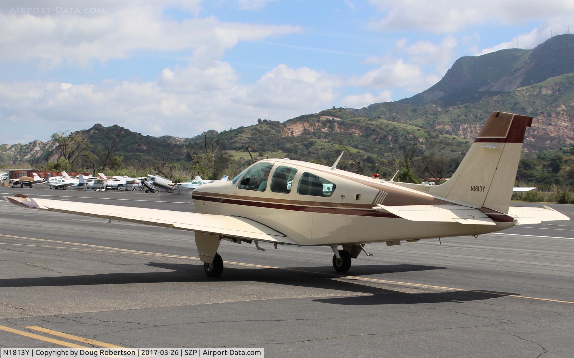 N1813Y, 1981 Beech F33A Bonanza C/N CE-961, 1981 Beech F33A BONANZA, Continental IO-520 285 Hp, five seats, taxi to Rwy 22