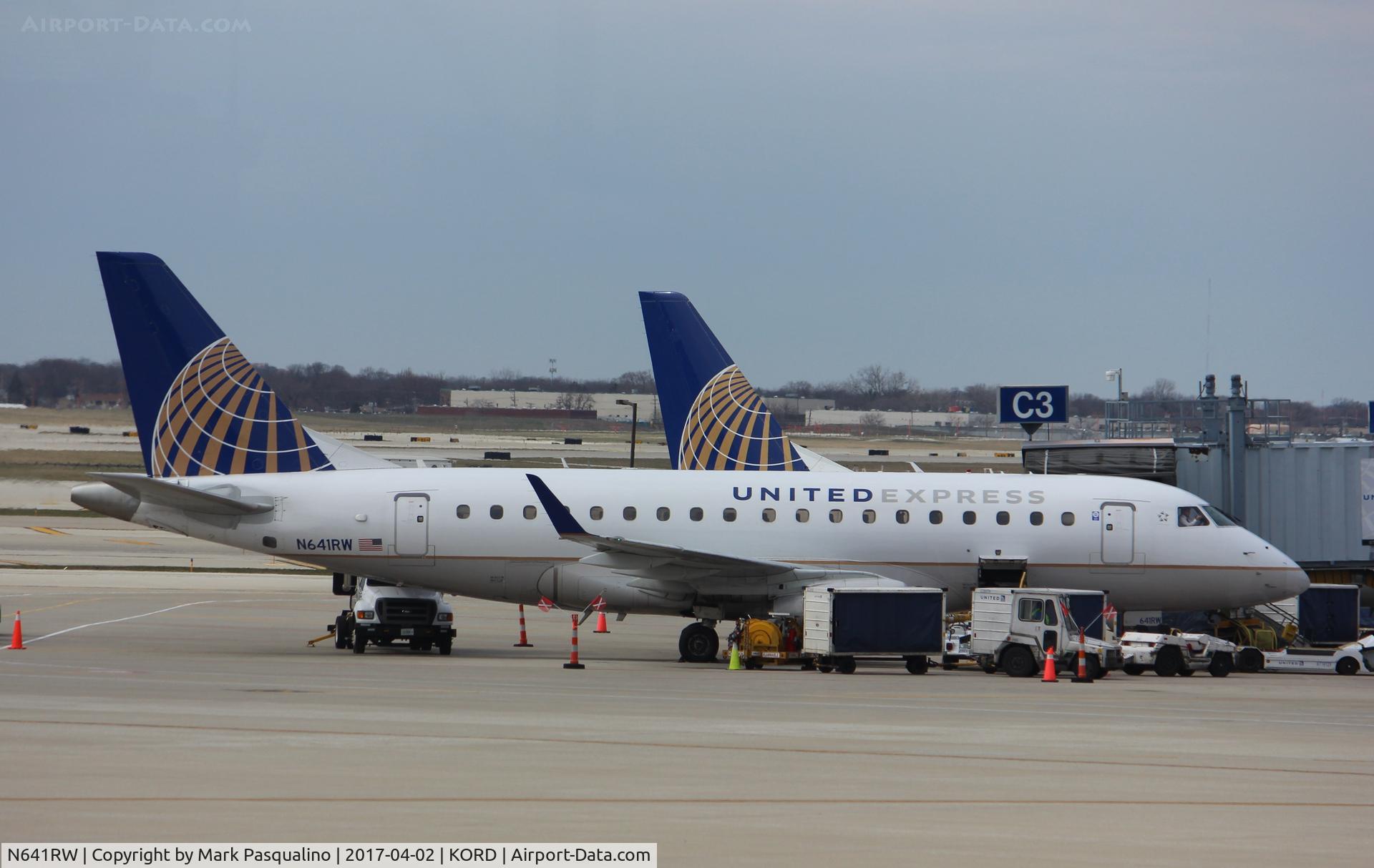 N641RW, 2004 Embraer 170SE (ERJ-170-100SE) C/N 17000062, ERJ 170-100 SE