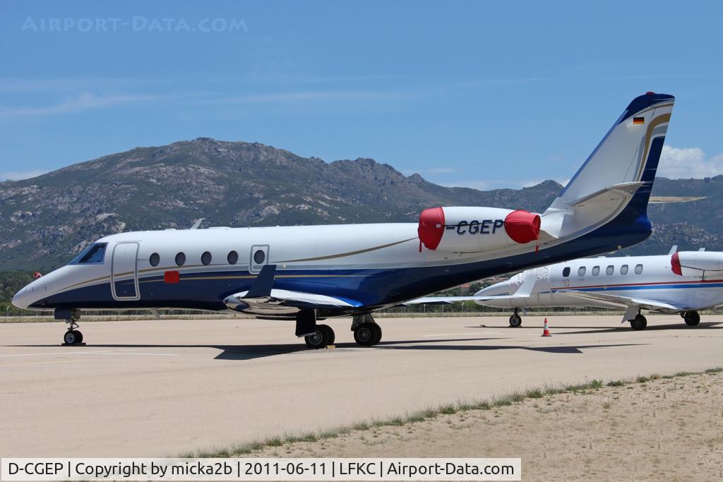 D-CGEP, Gulfstream Aerospace G150 C/N 287, Parked
