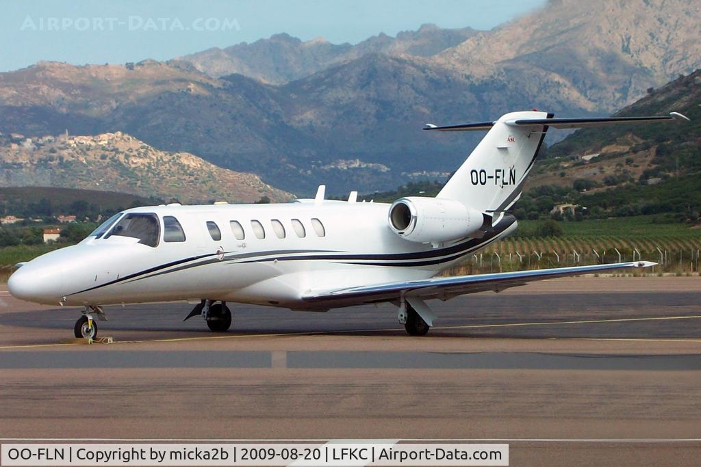 OO-FLN, 2003 Cessna 525A CitationJet CJ2 C/N 525A-0179, Parked